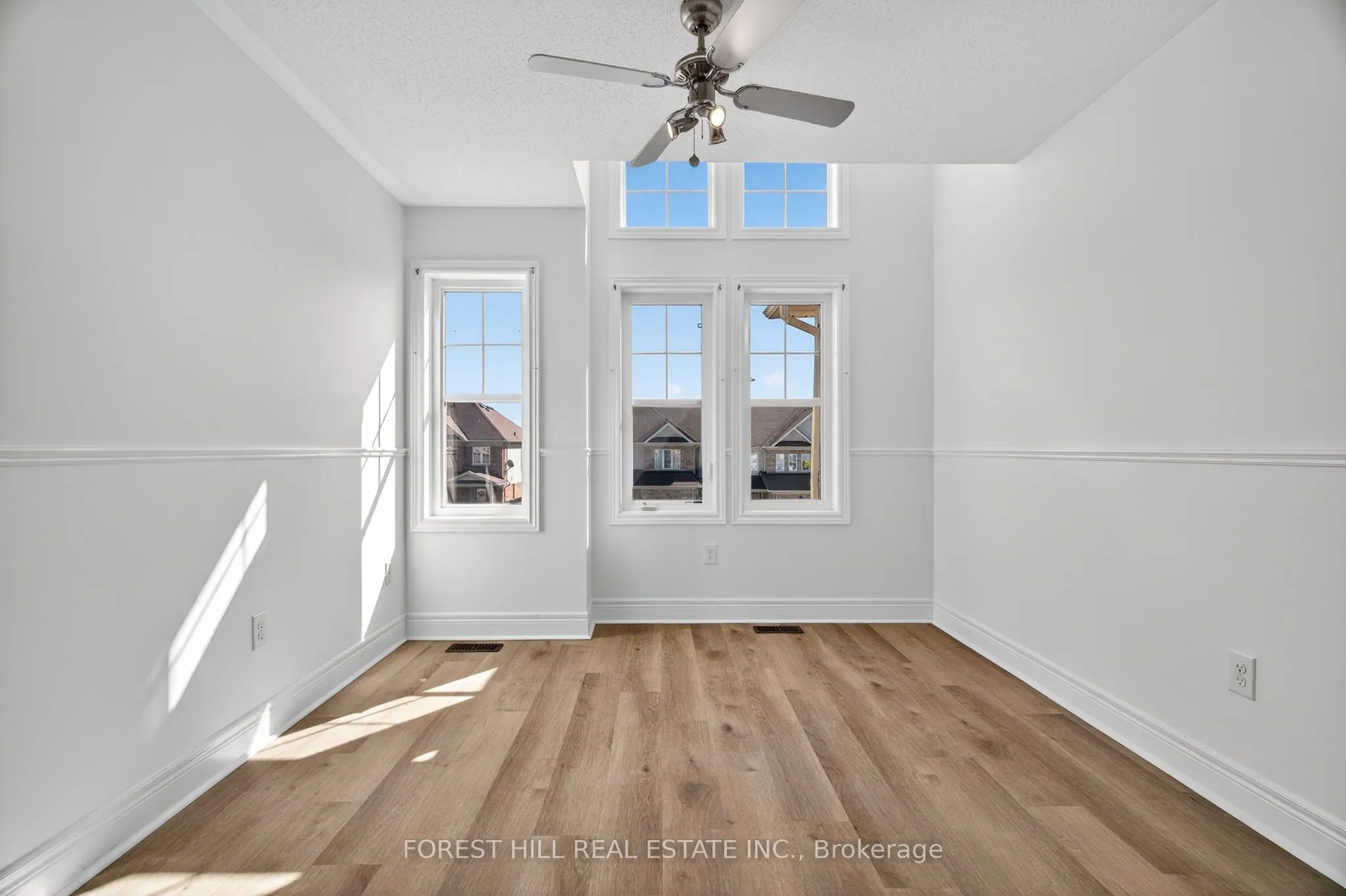 14 Dewell Crescent