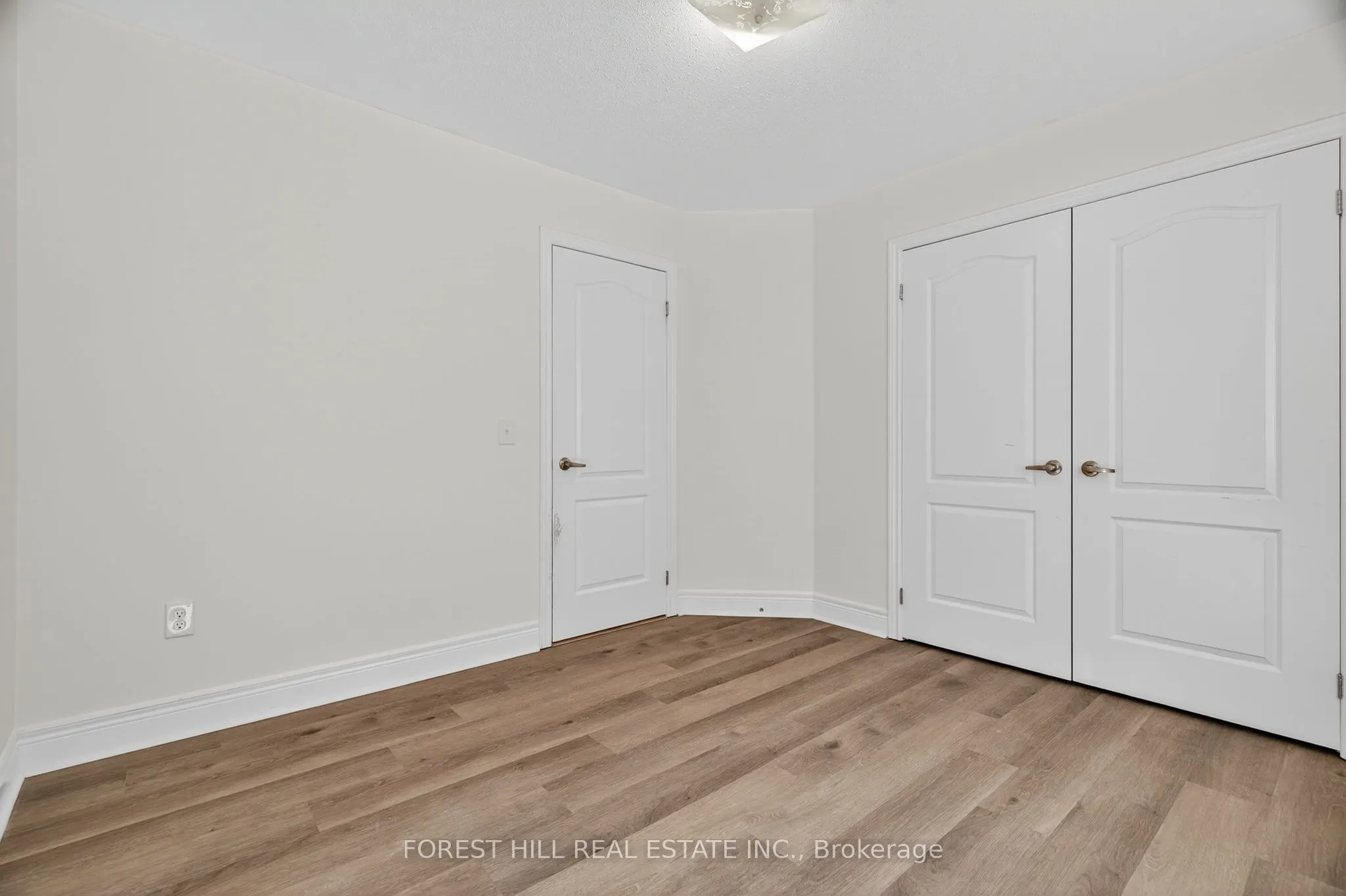 14 Dewell Crescent