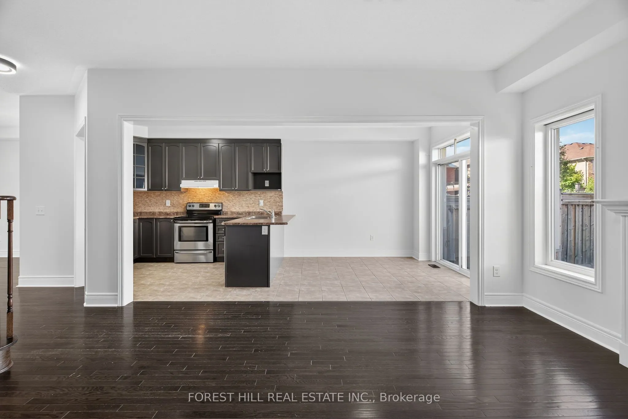 14 Dewell Crescent