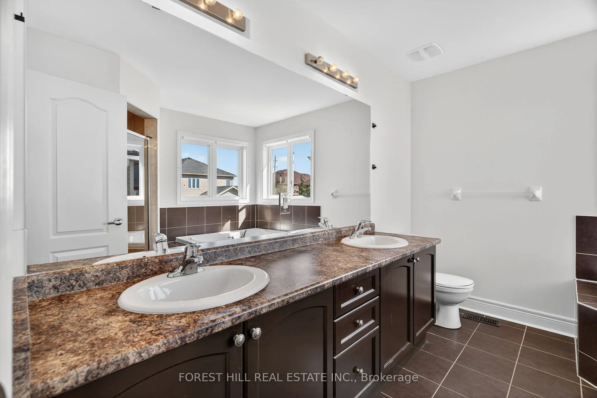 14 Dewell Crescent