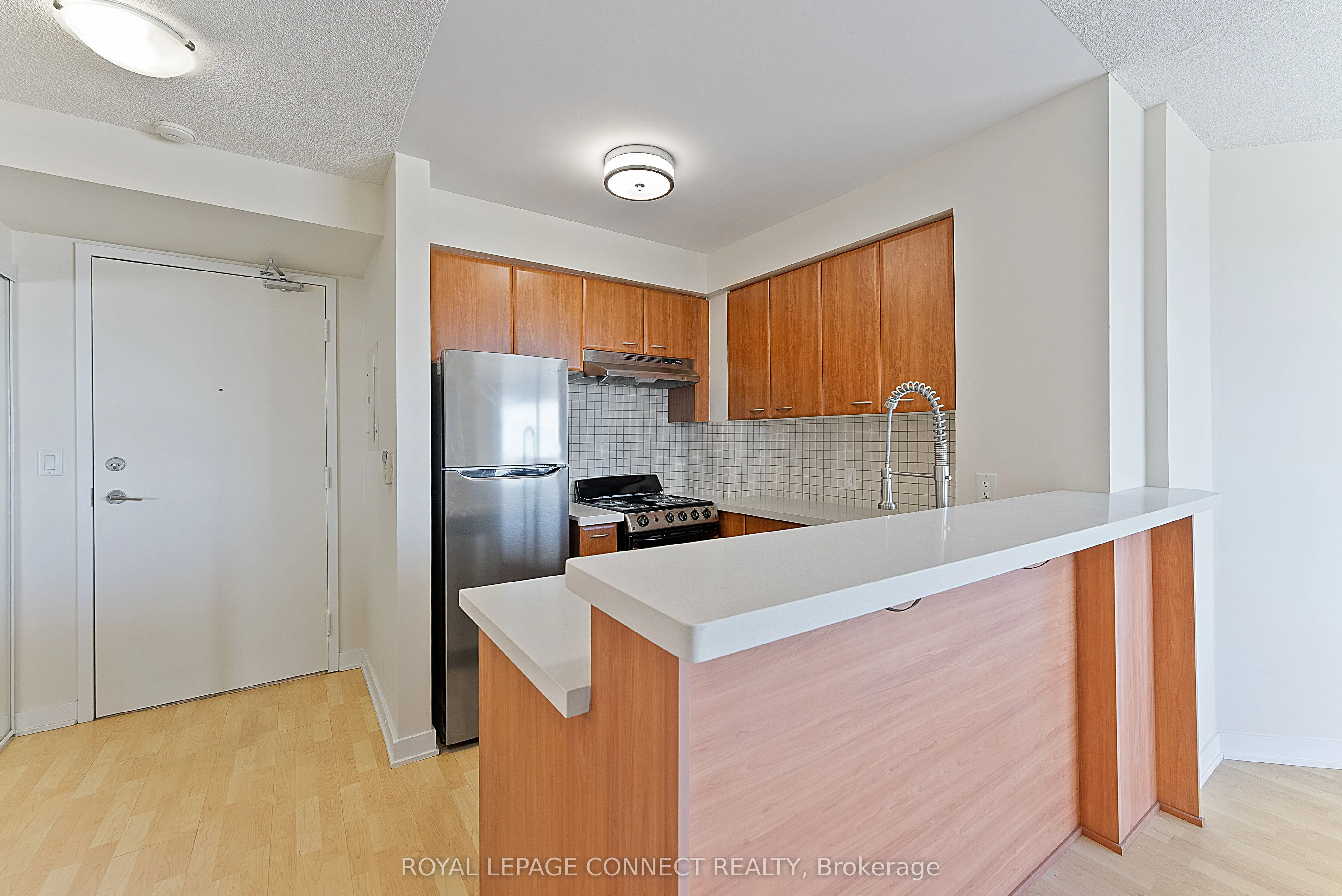36 Lee Centre Drive, #1712