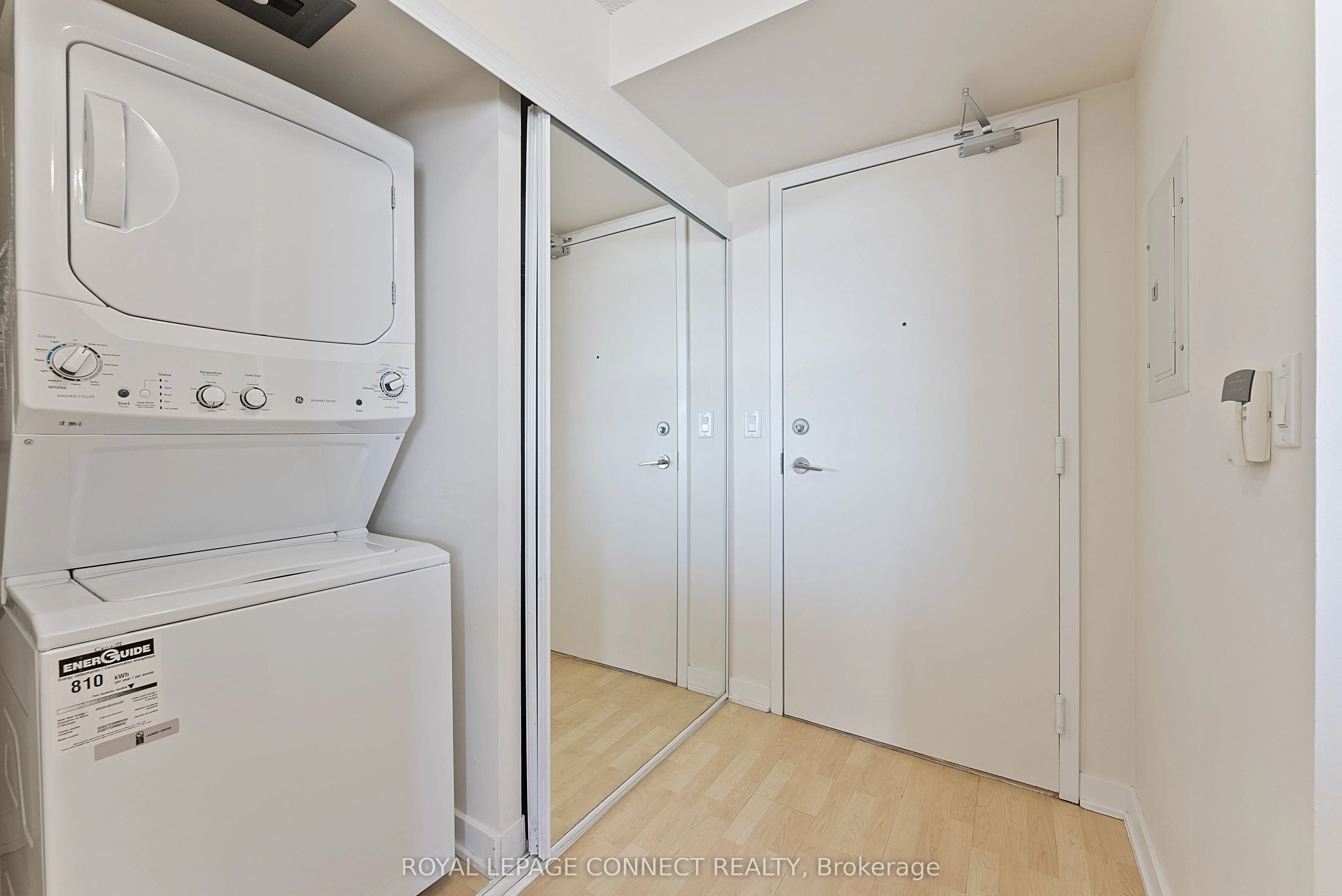 36 Lee Centre Drive, #1712