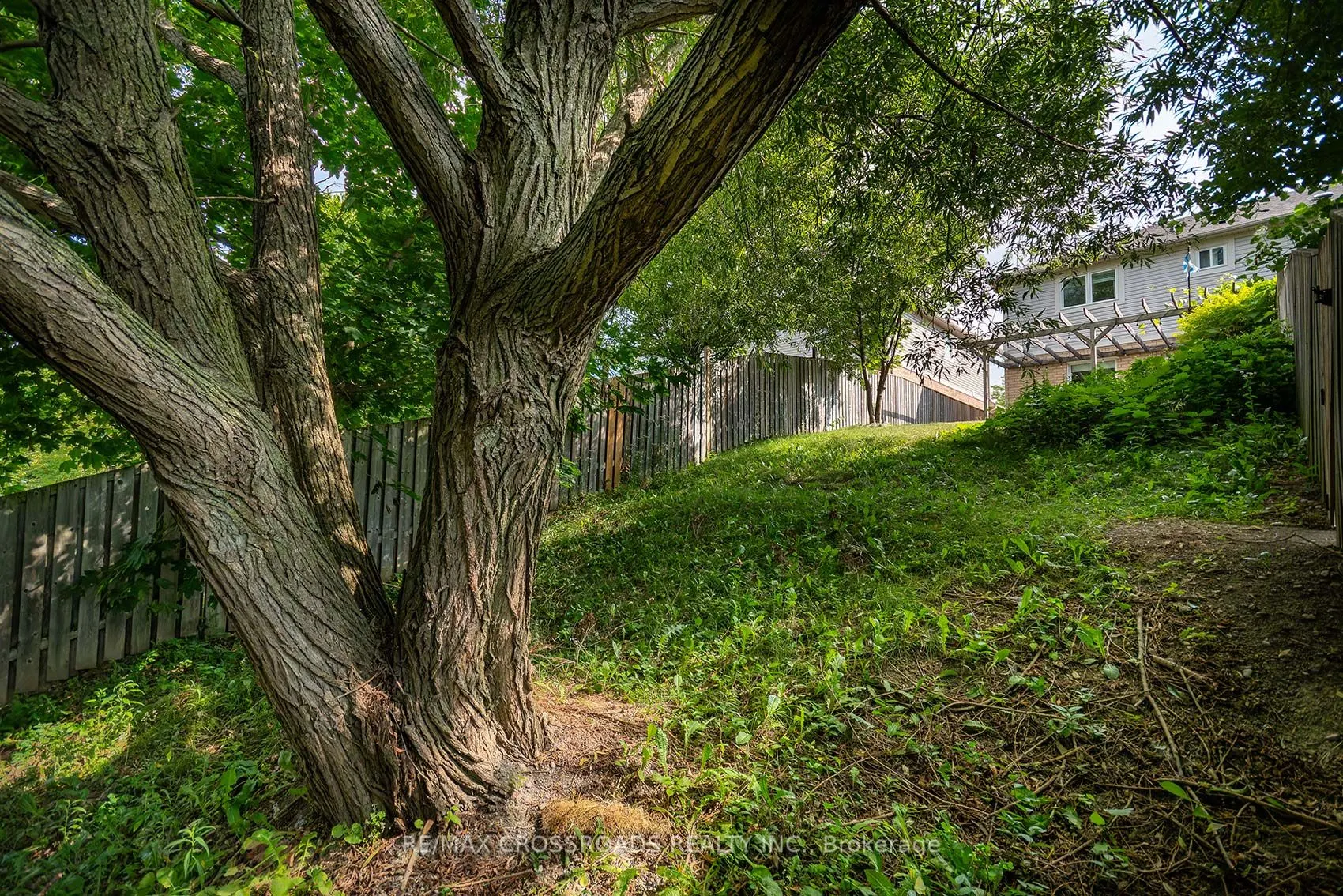988 Southport Drive