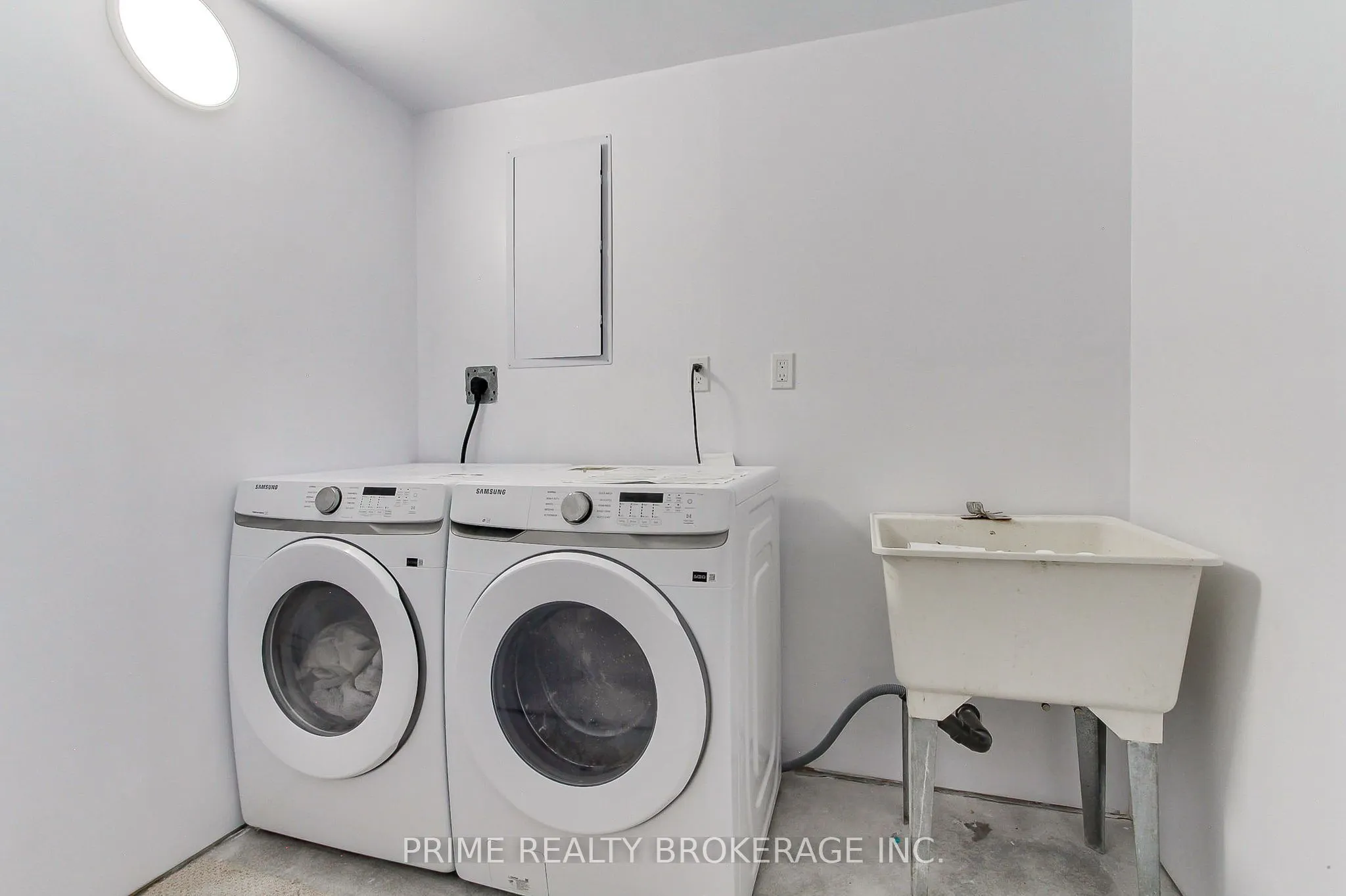 10 Bassett Boulevard, #168
