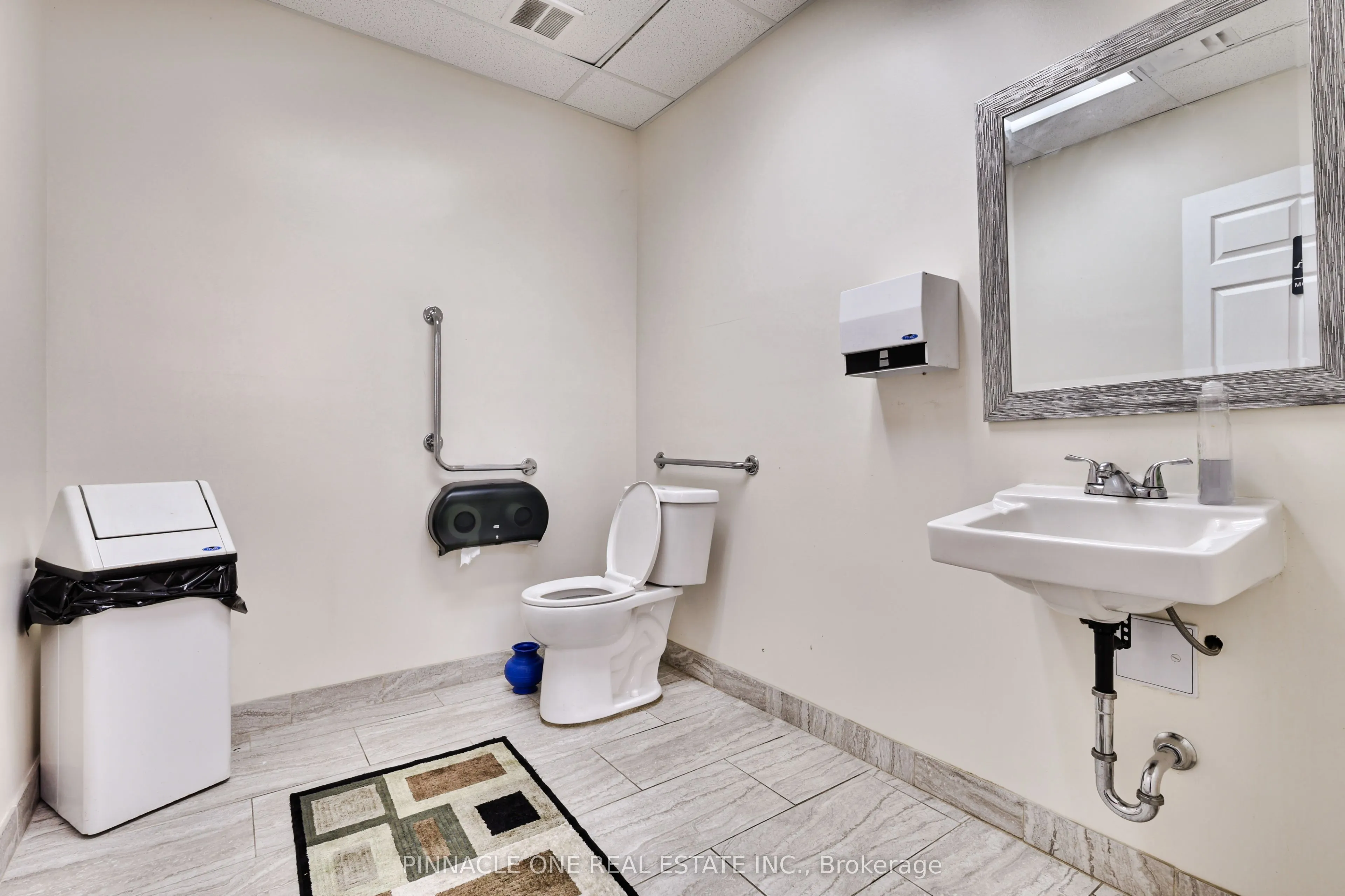 3192 Eglinton Avenue E, #2