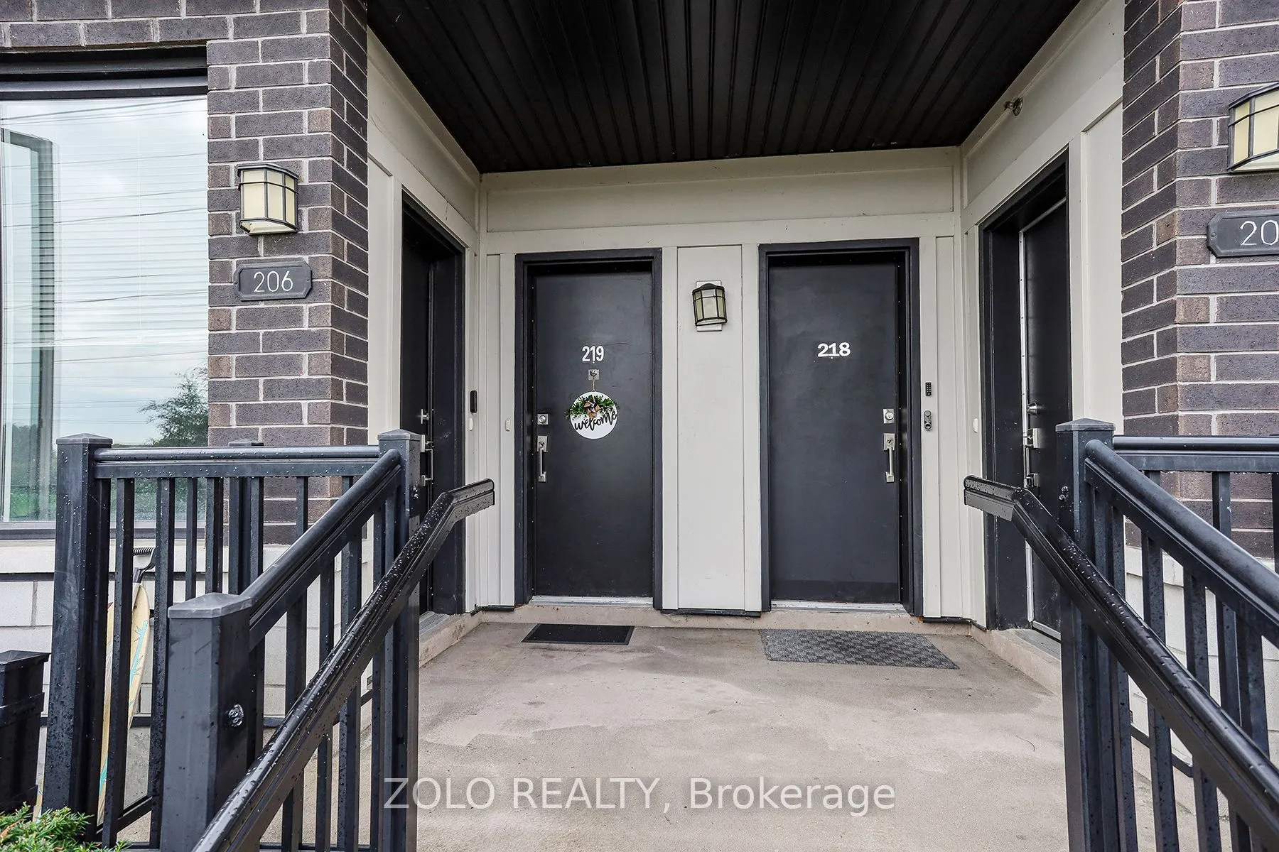 1555 Kingston Road, #218