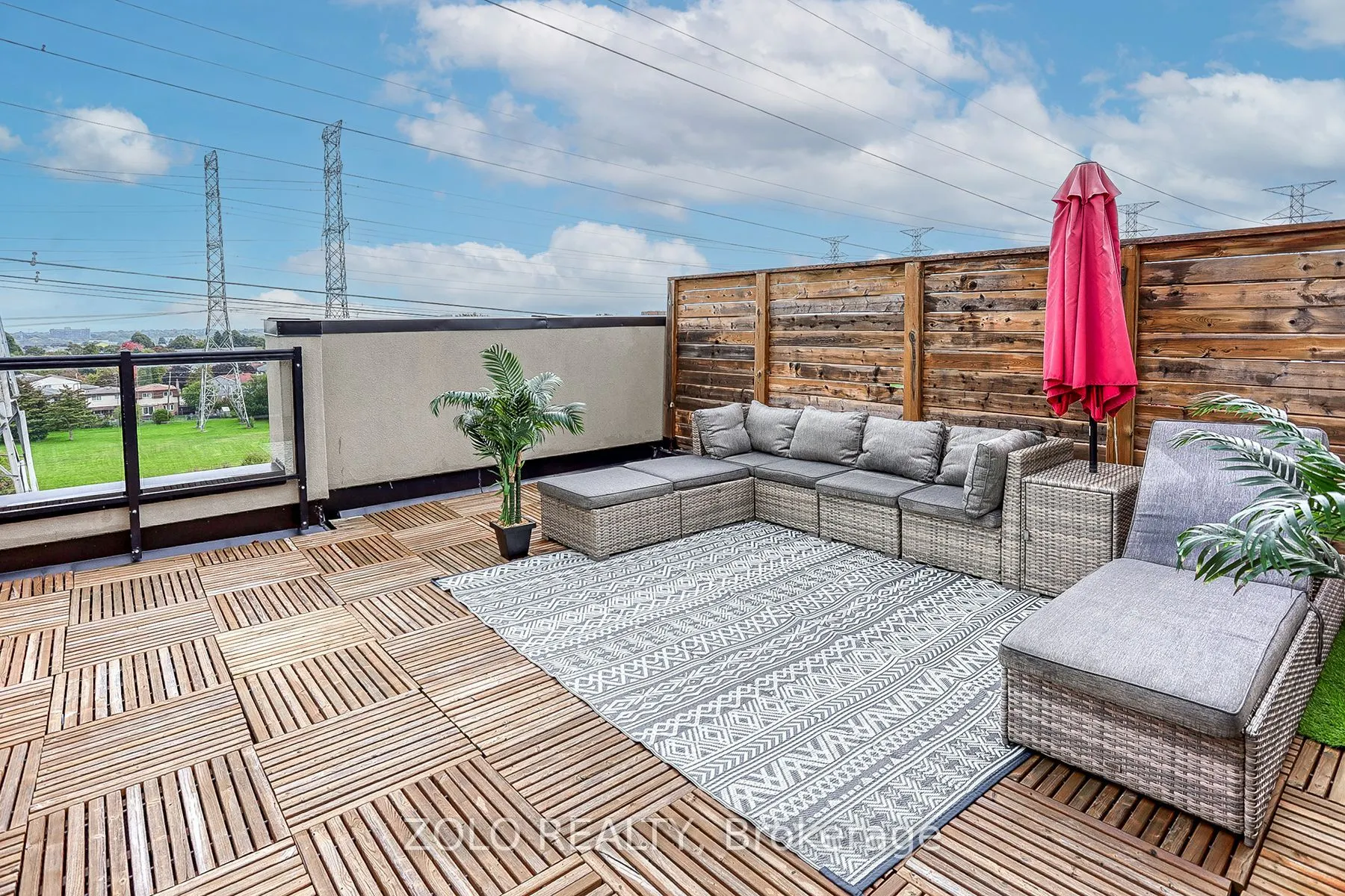 1555 Kingston Road, #218