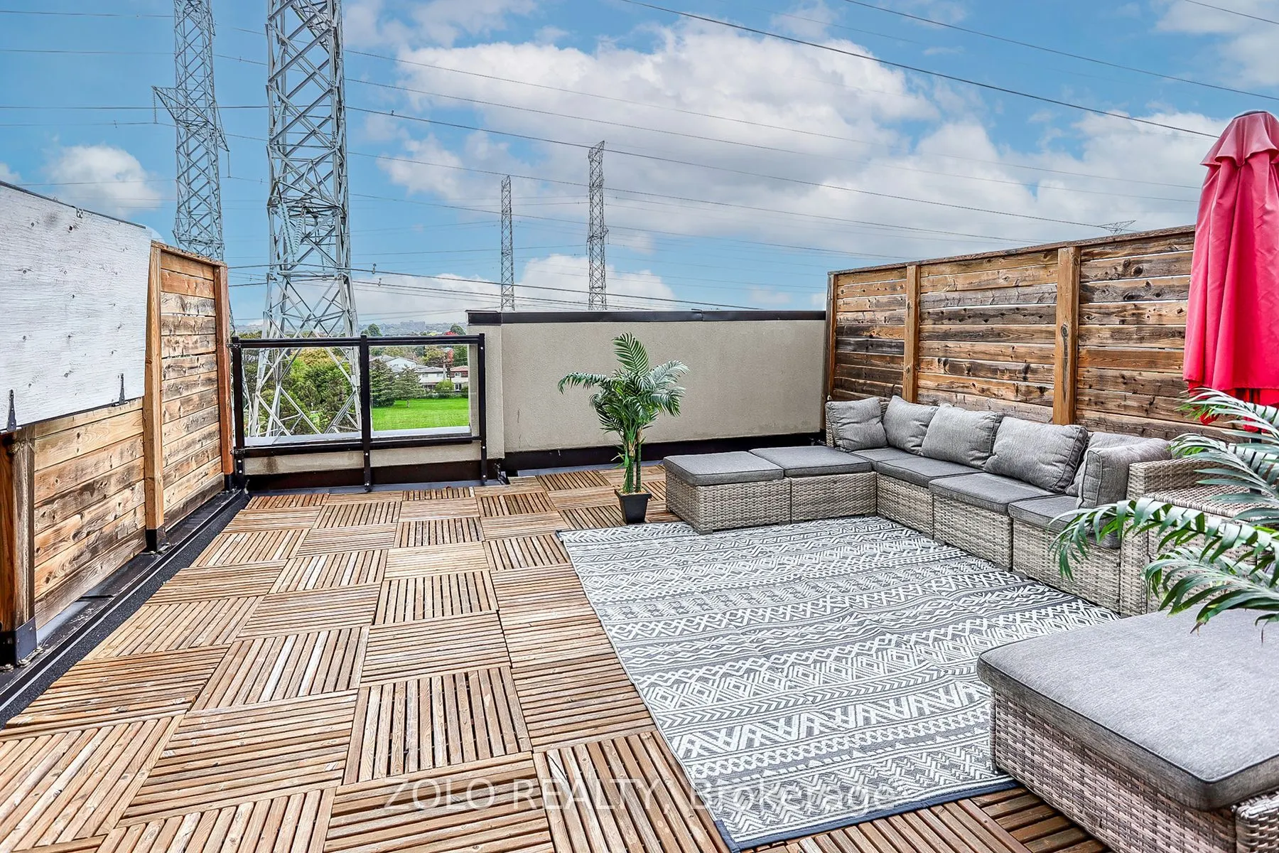 1555 Kingston Road, #218