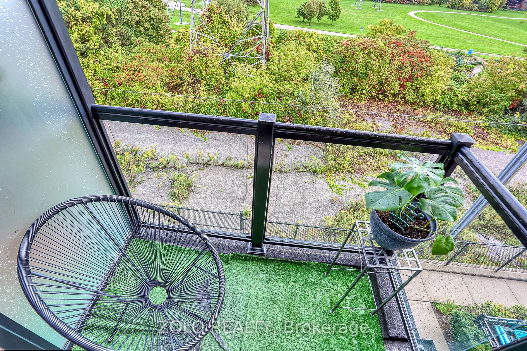 1555 Kingston Road, #218