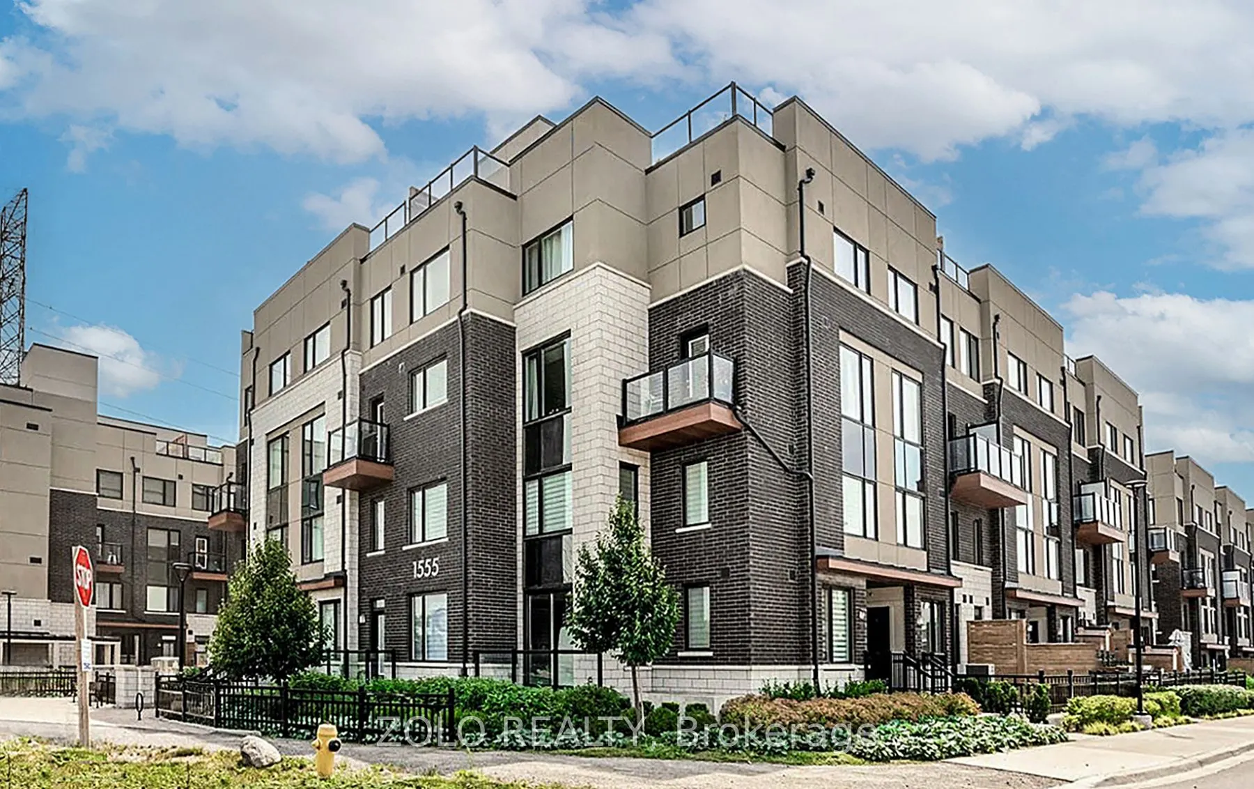 1555 Kingston Road, #218