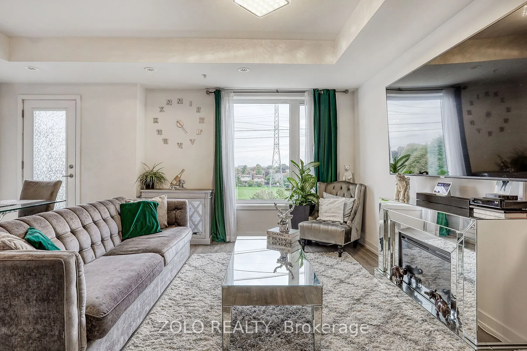 1555 Kingston Road, #218