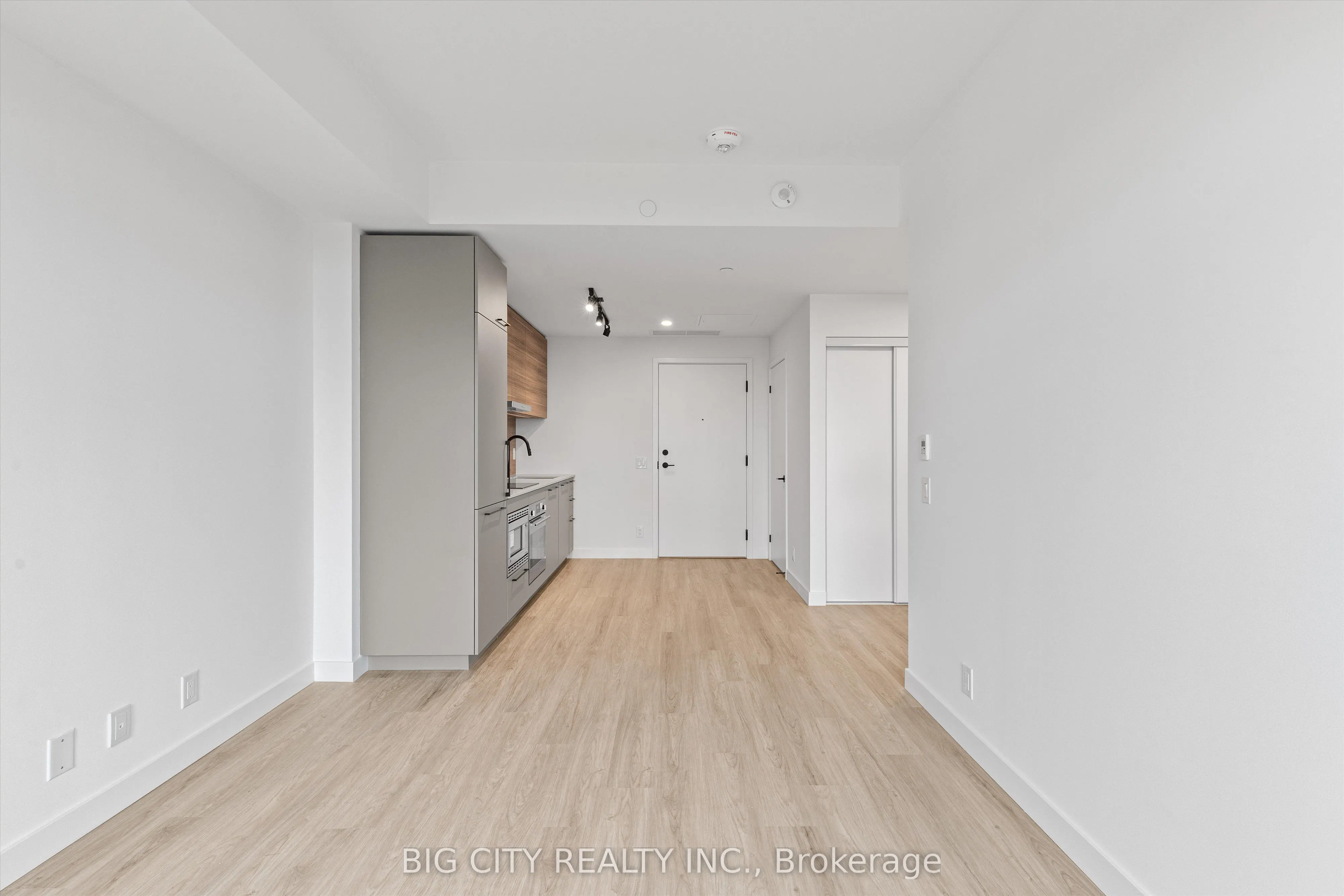 1050 Eastern Avenue, #1014