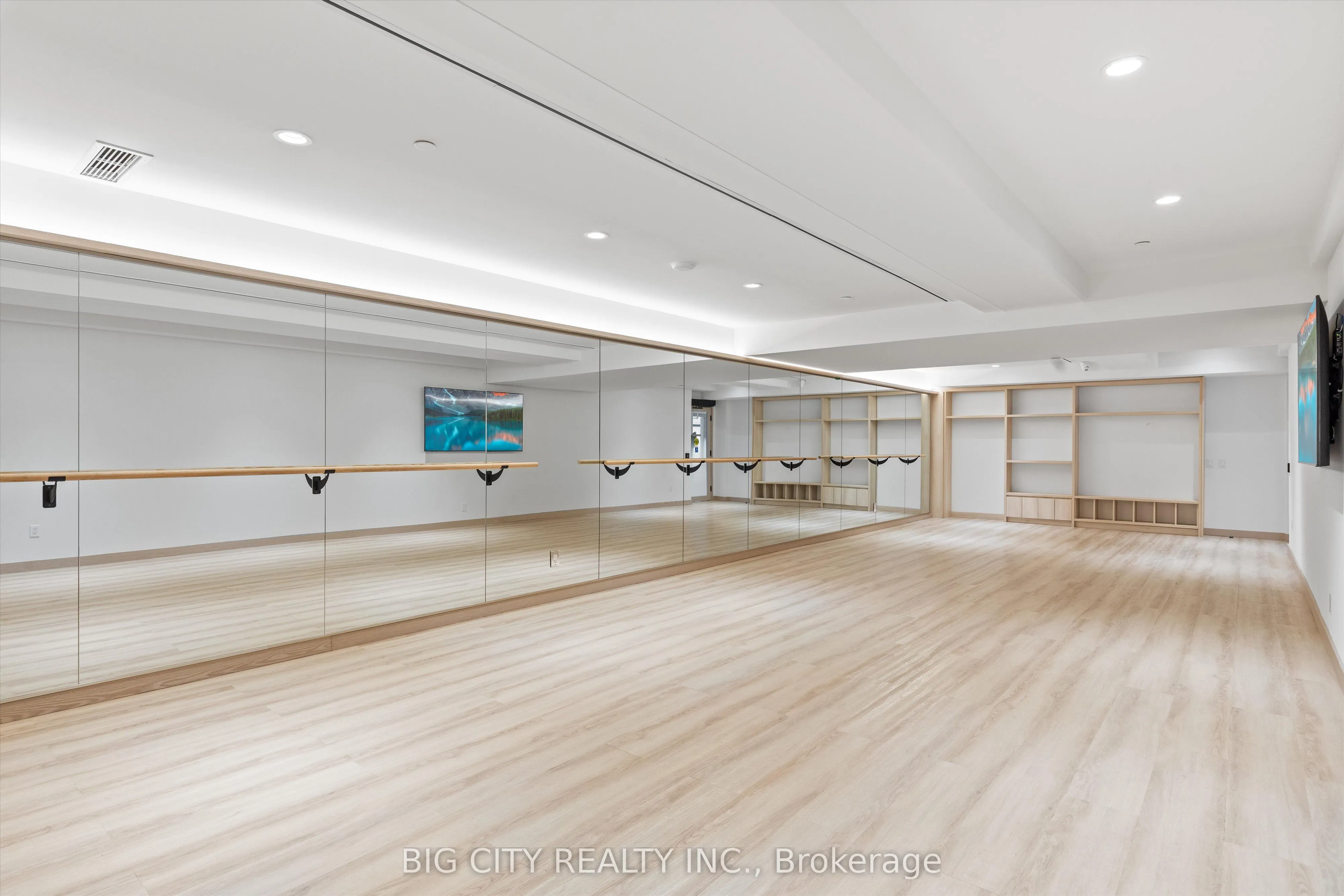1050 Eastern Avenue, #1014