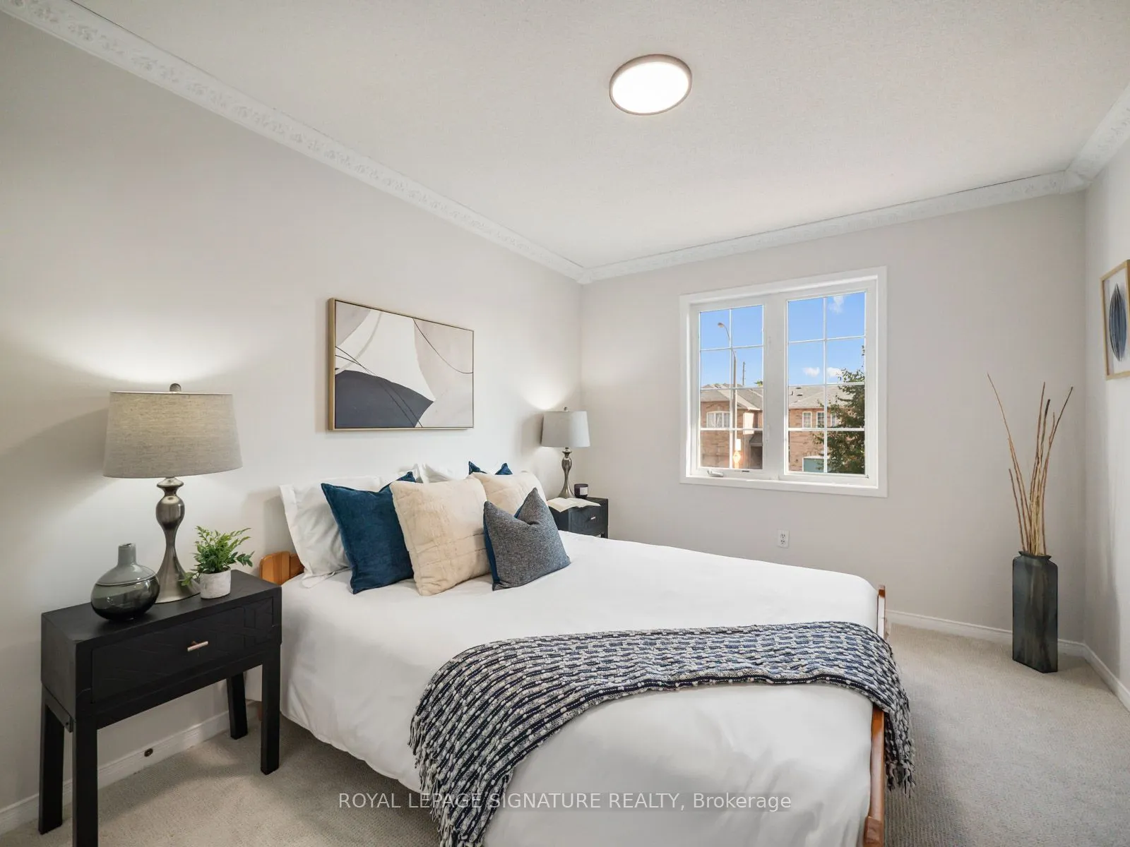 143 Bonspiel Drive