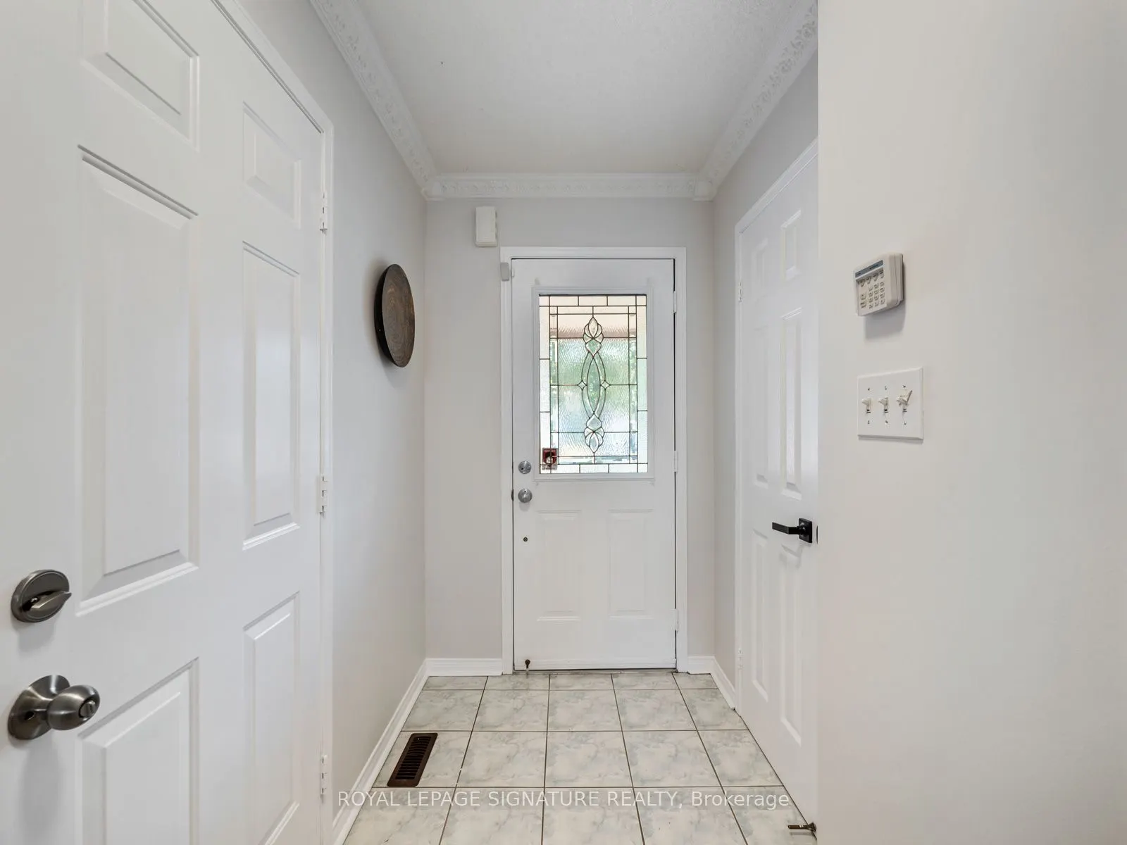 143 Bonspiel Drive