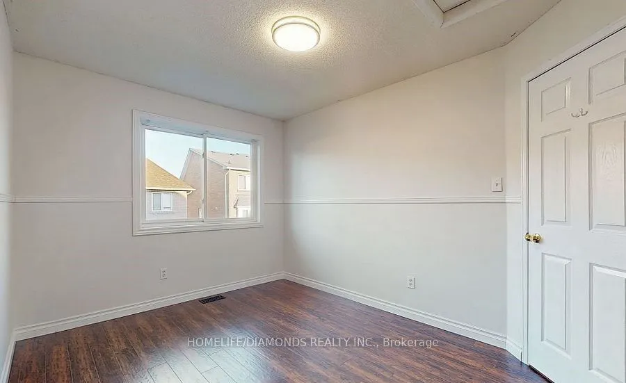 106 Stokely Crescent