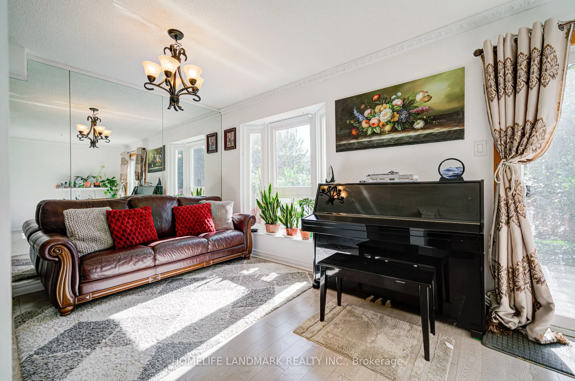 33 Phalen Crescent
