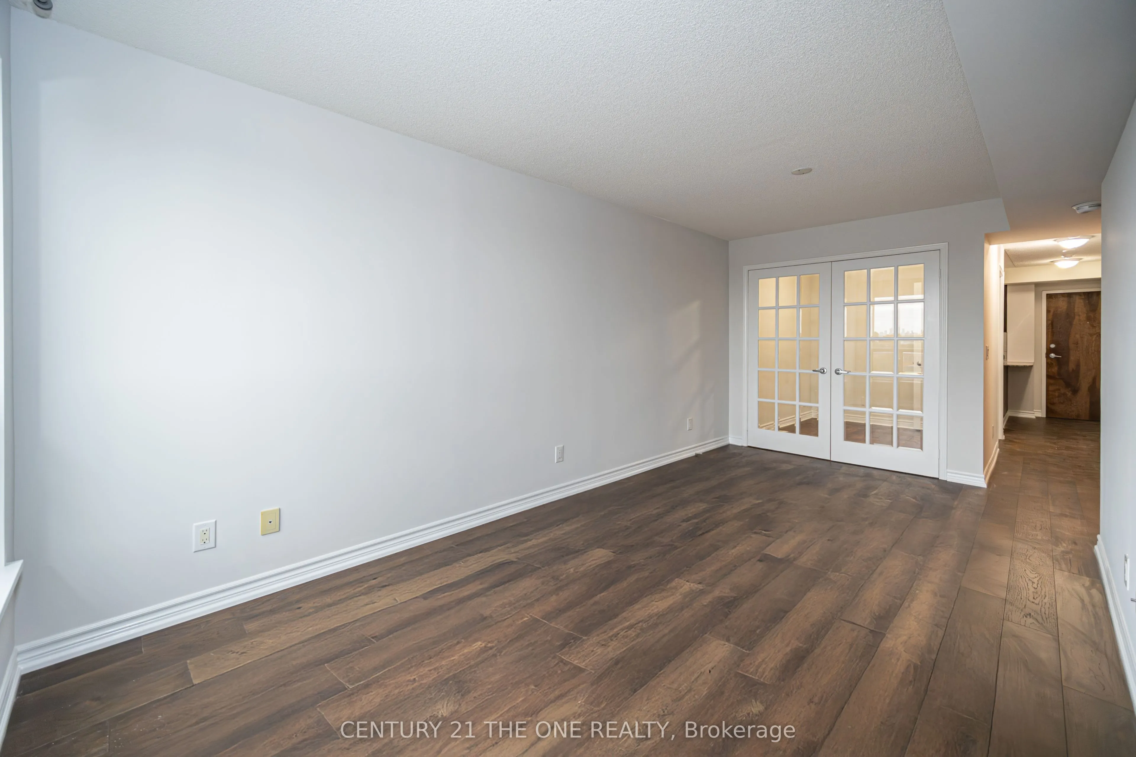 60 Fairfax Crescent, #519