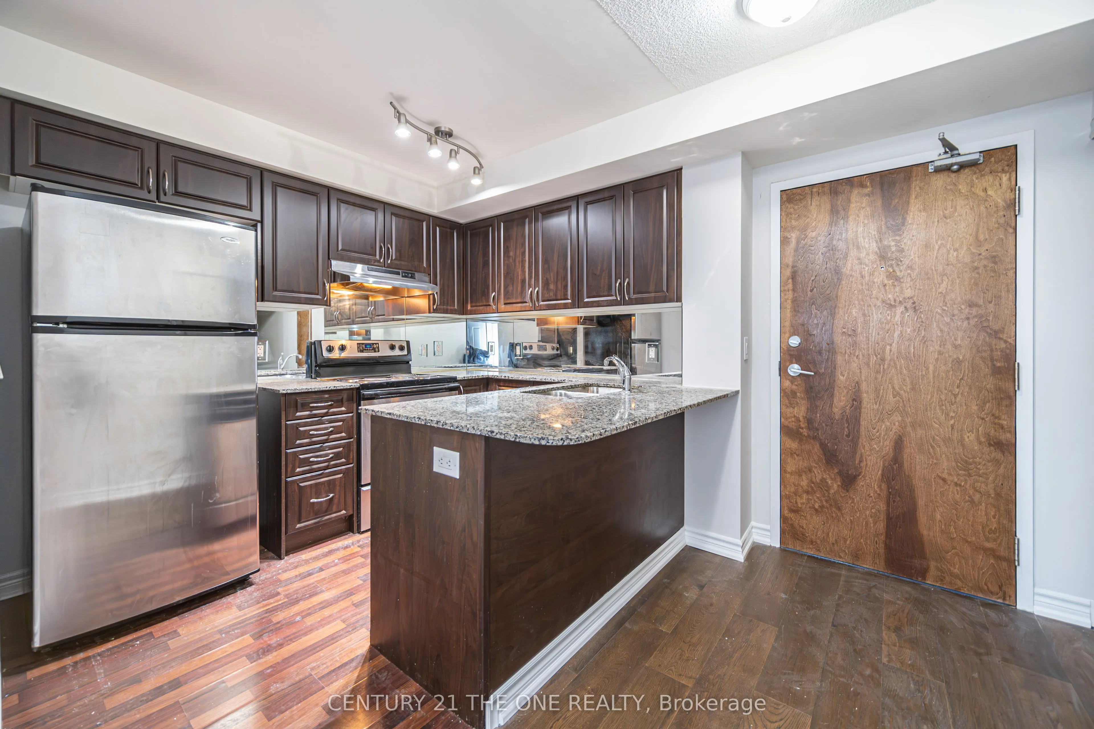 60 Fairfax Crescent, #519