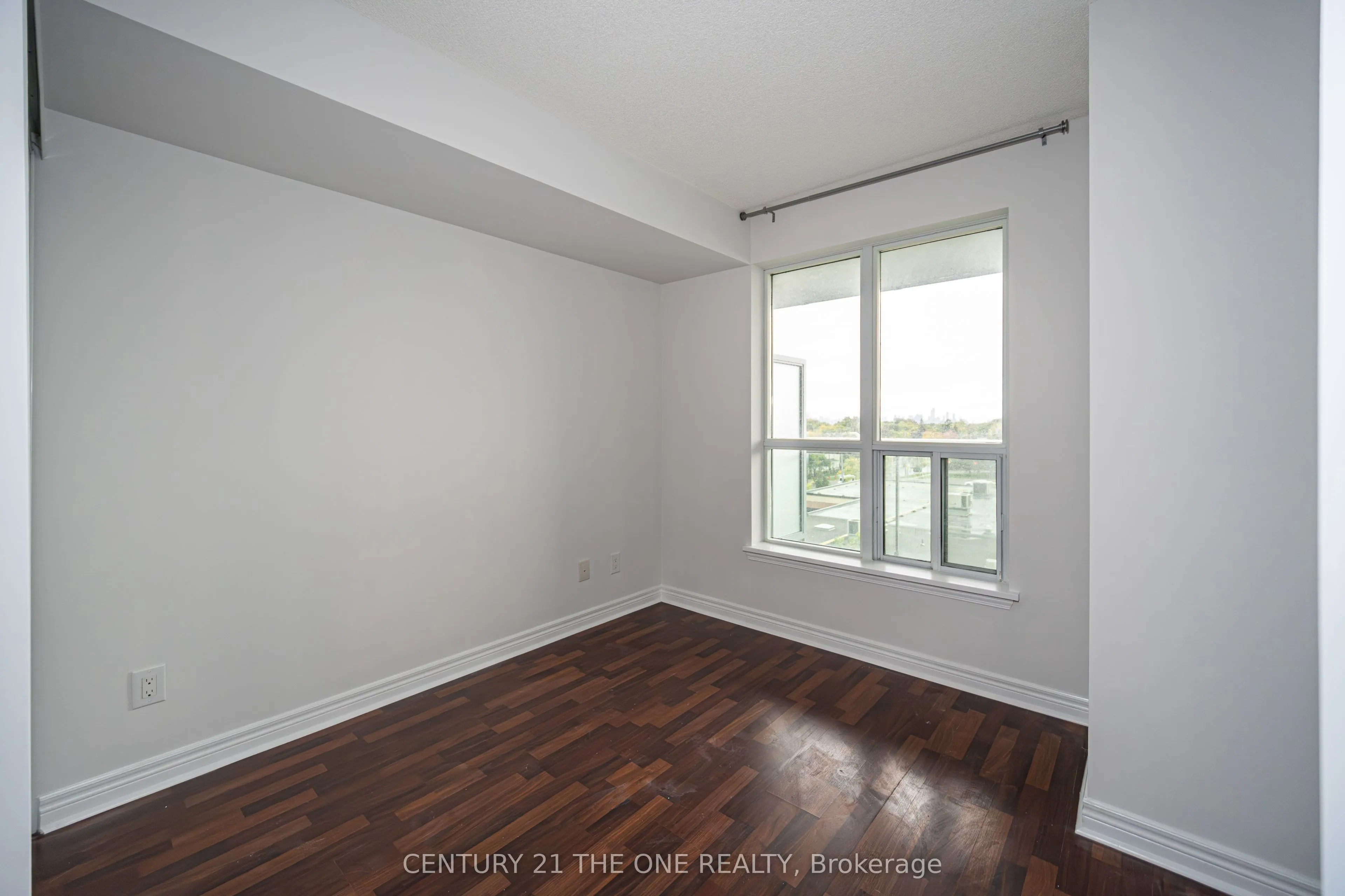 60 Fairfax Crescent, #519