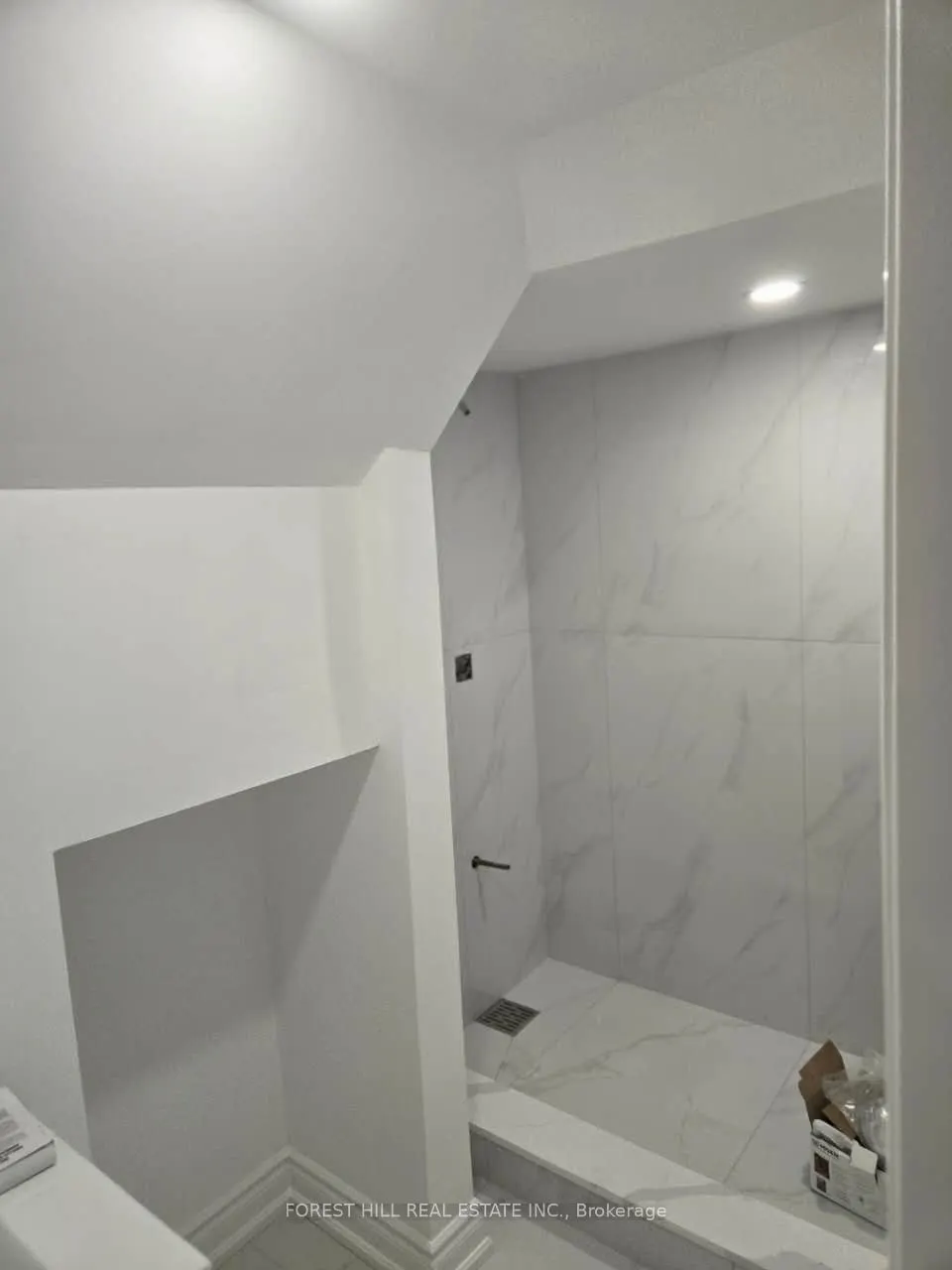 52 Inniswood Drive, #Bsmt Unit A
