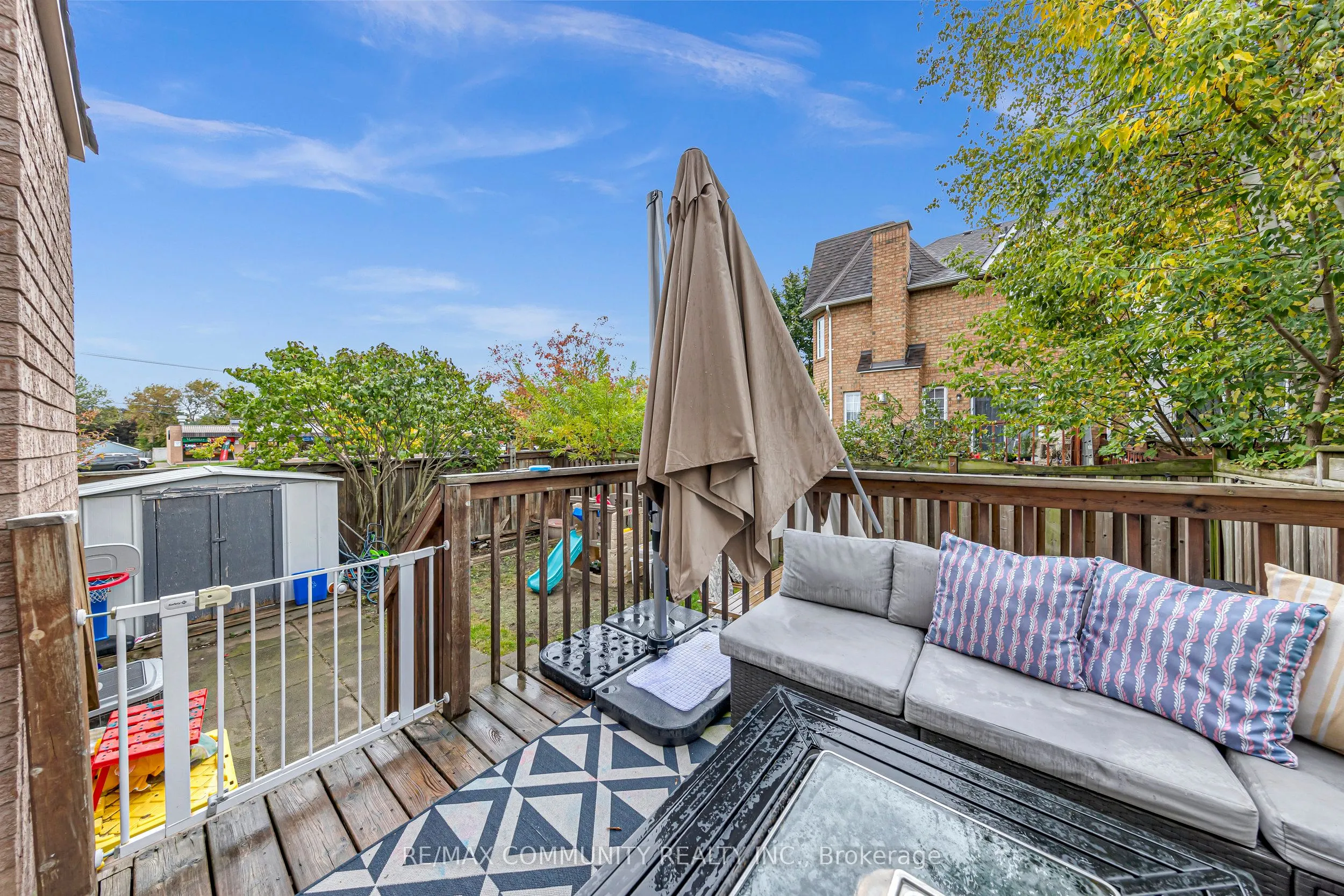 1 Playfair Road