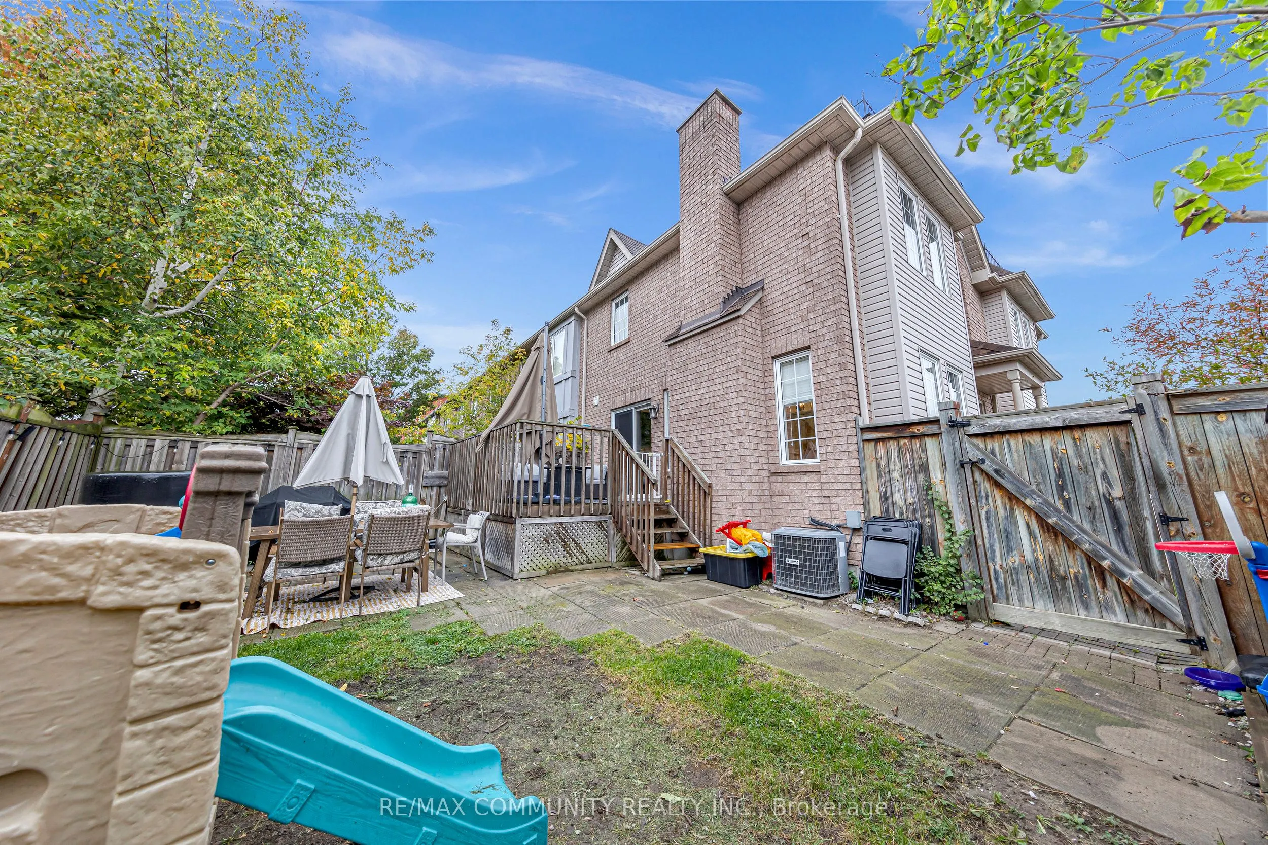 1 Playfair Road