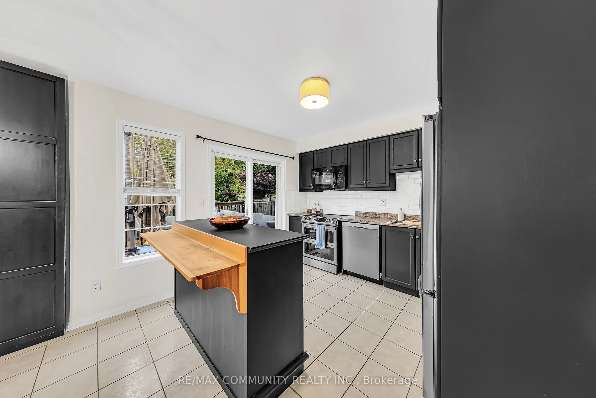 1 Playfair Road