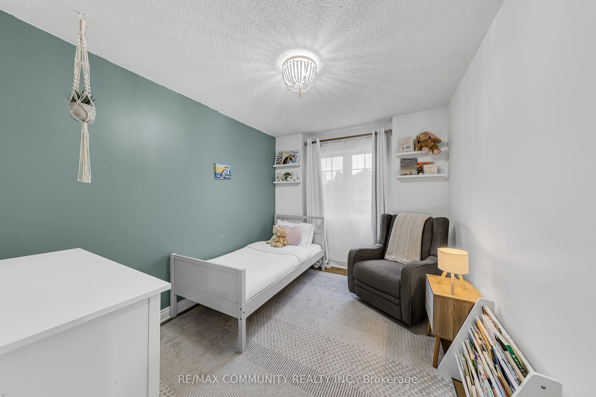 1 Playfair Road