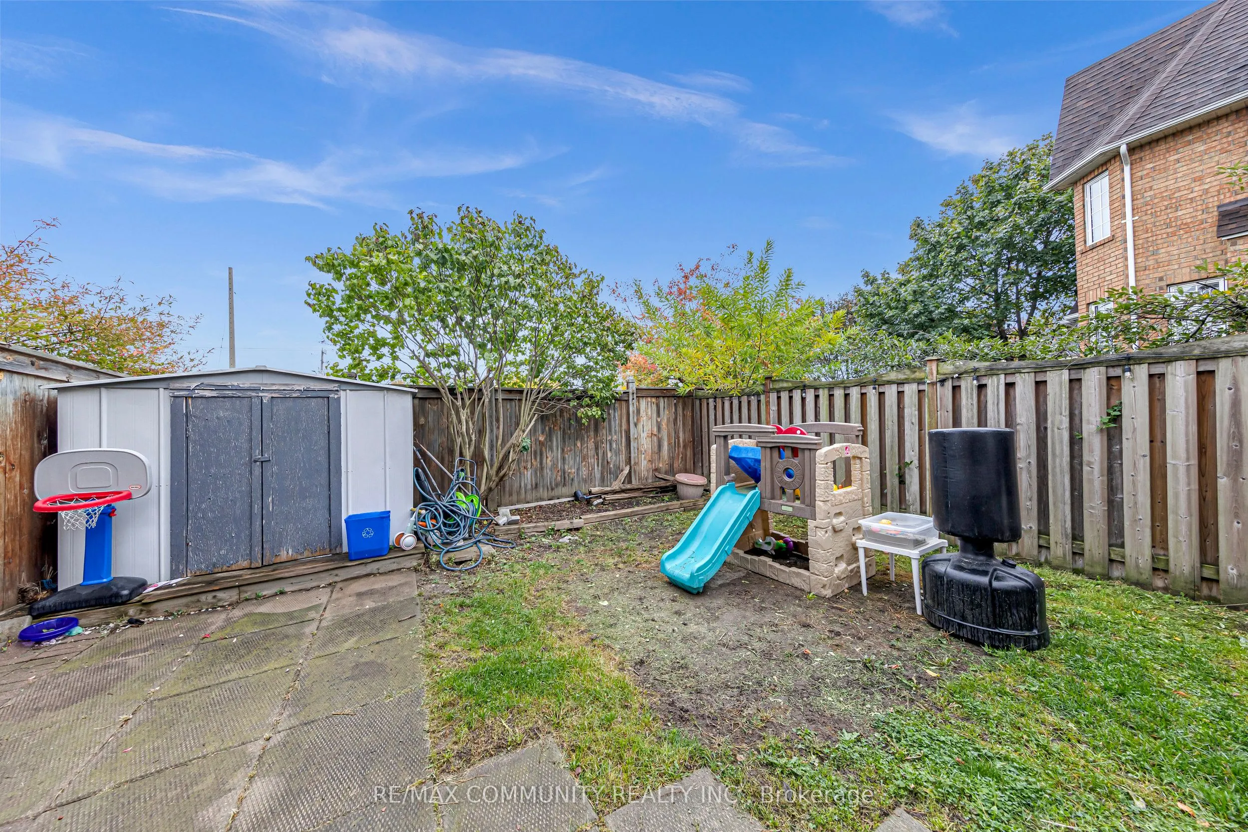 1 Playfair Road