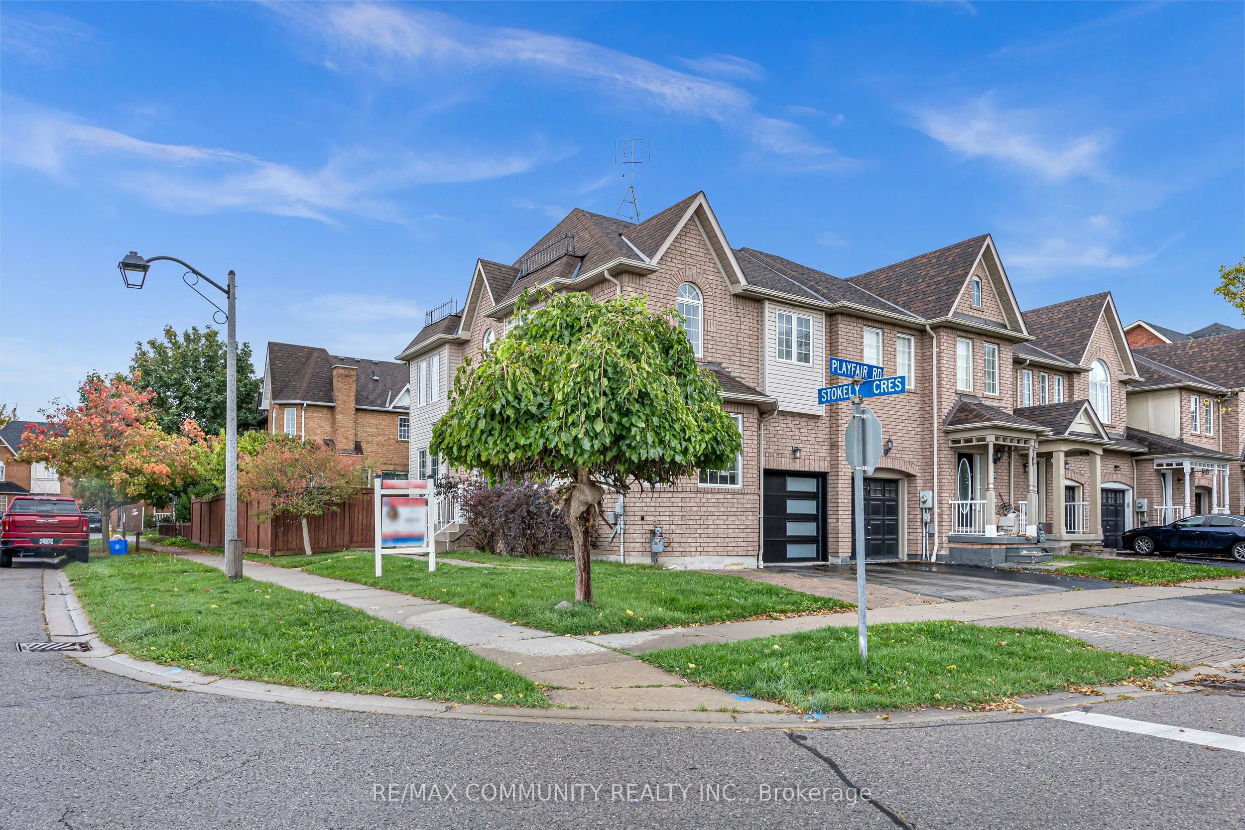1 Playfair Road