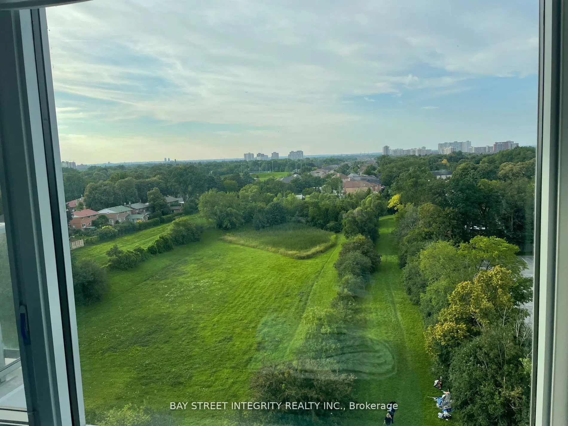 3220 Sheppard Avenue E, #605