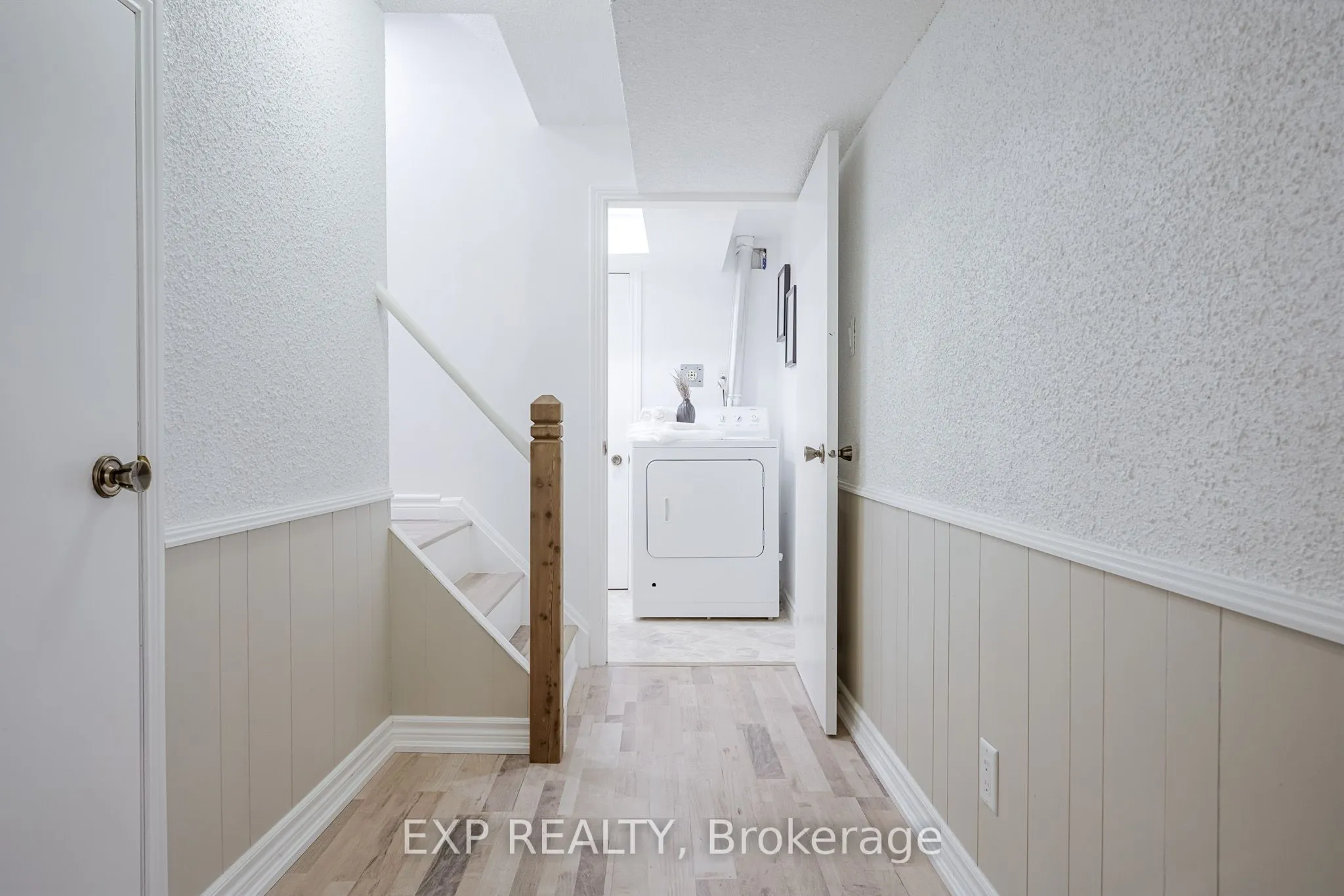 139 Adele Crescent