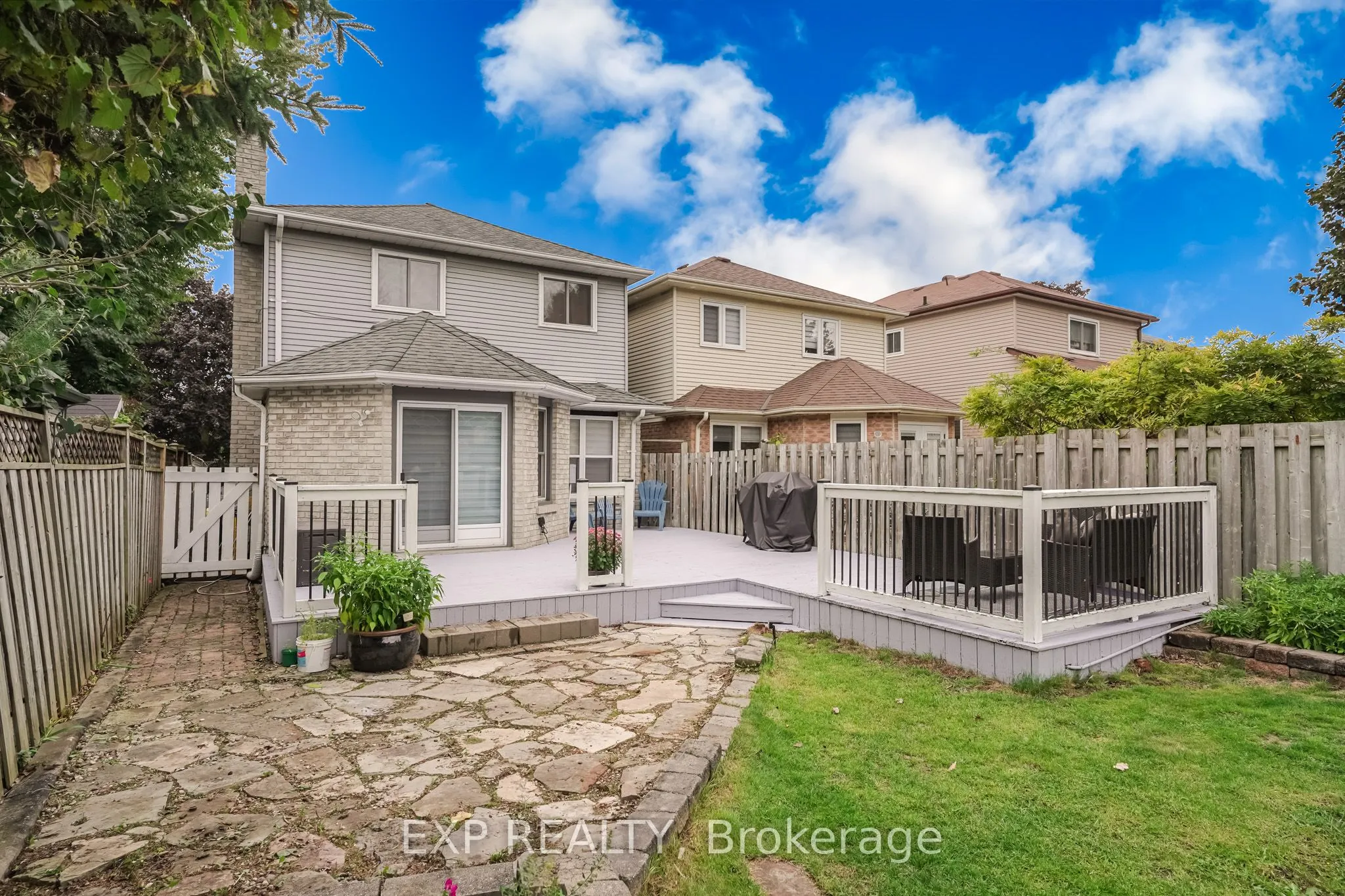 139 Adele Crescent