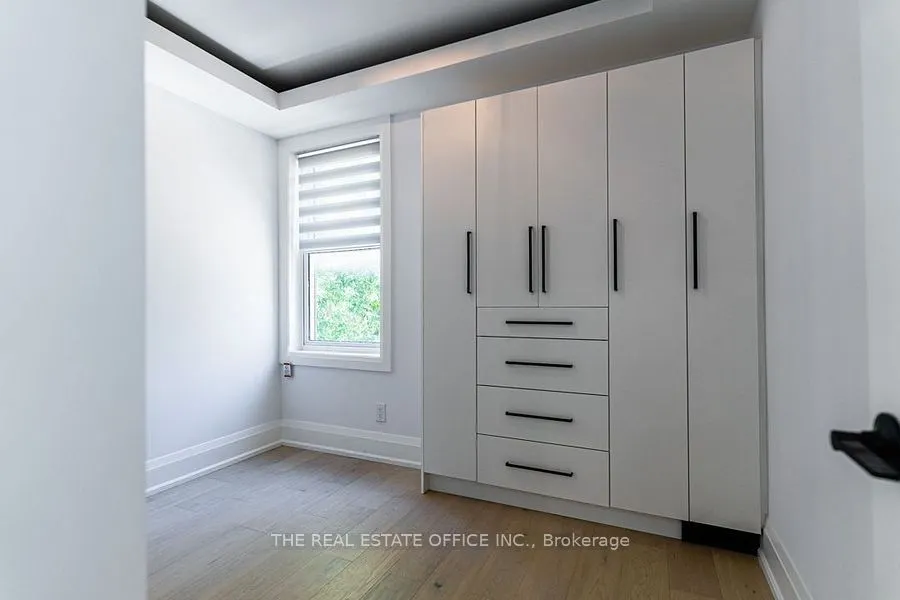 388 Woodbine Avenue, #main