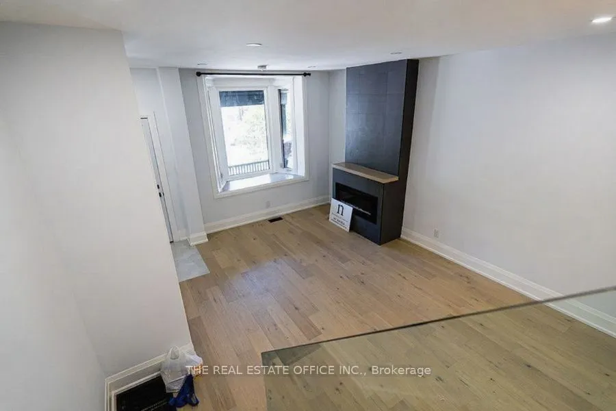 388 Woodbine Avenue, #main