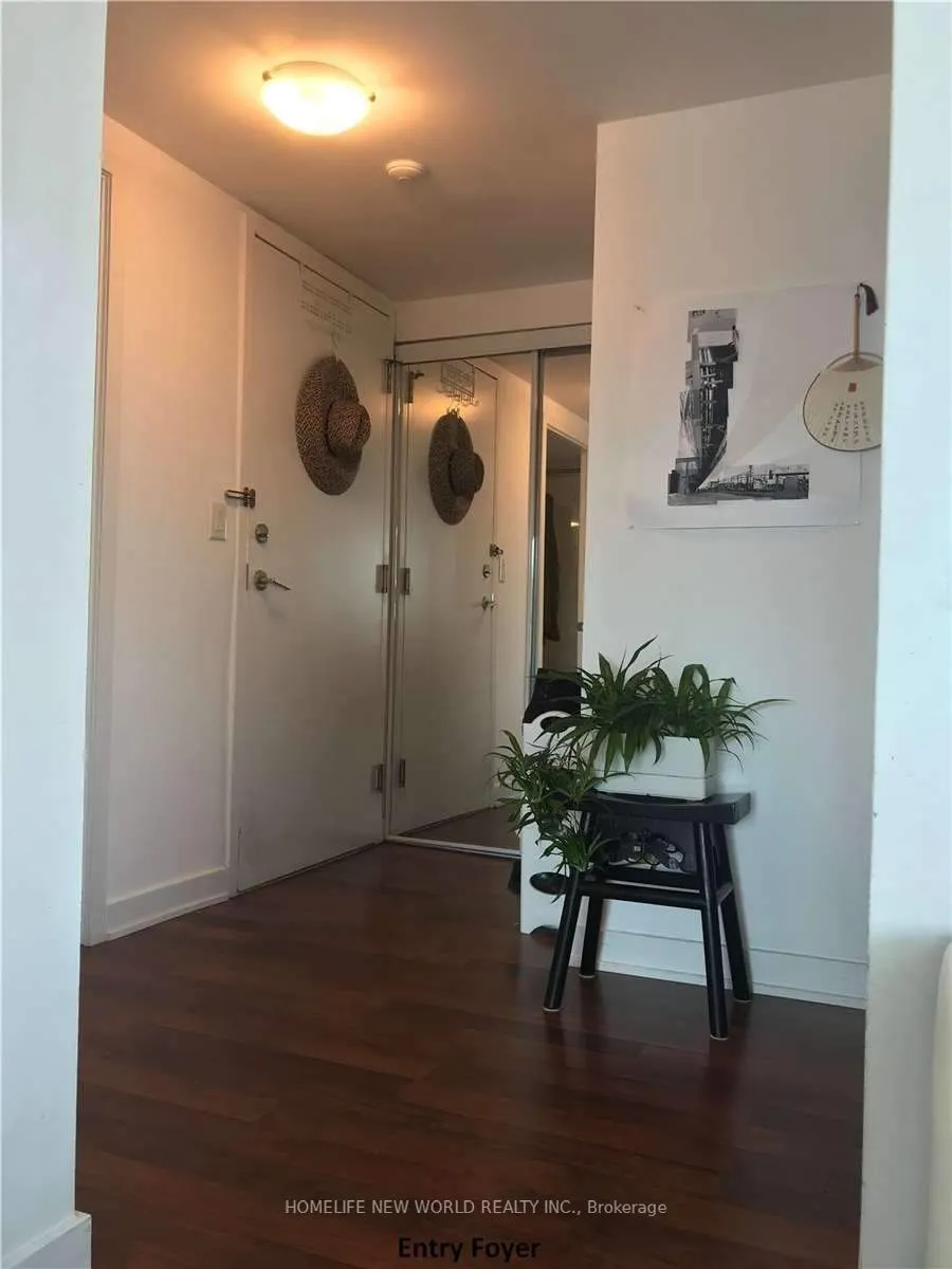 36 Lee Centre Drive, #3210