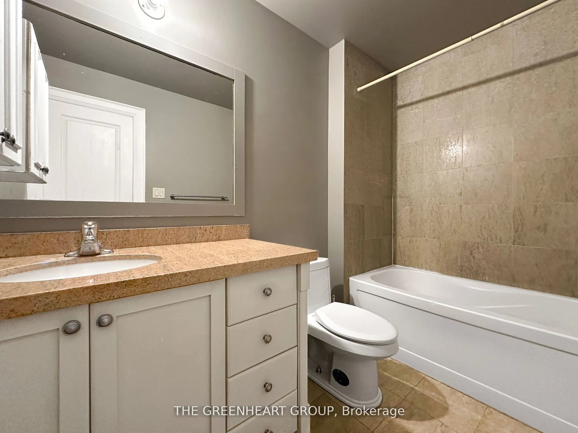 142 Morse Street, #Room#3