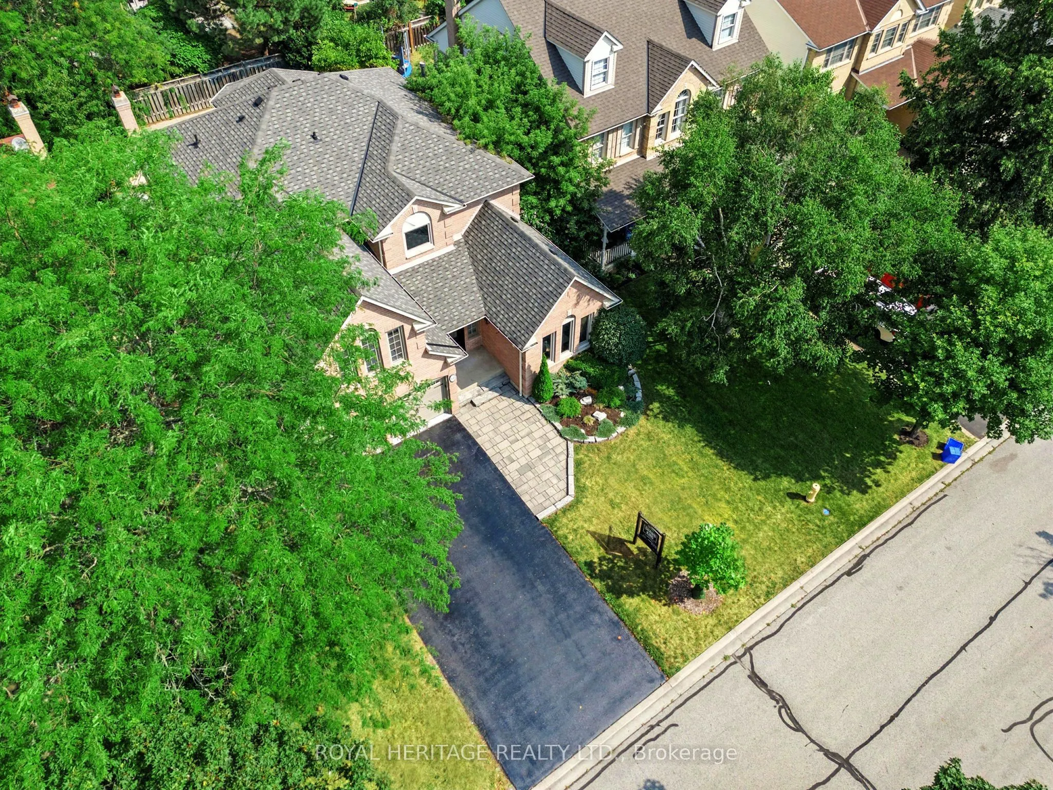 14 Balsdon Crescent