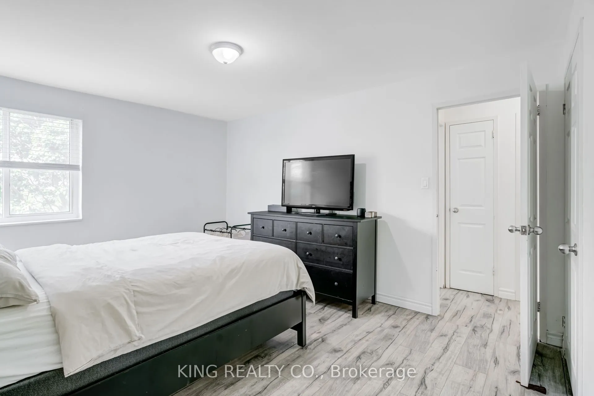 936 Glen Street, #512