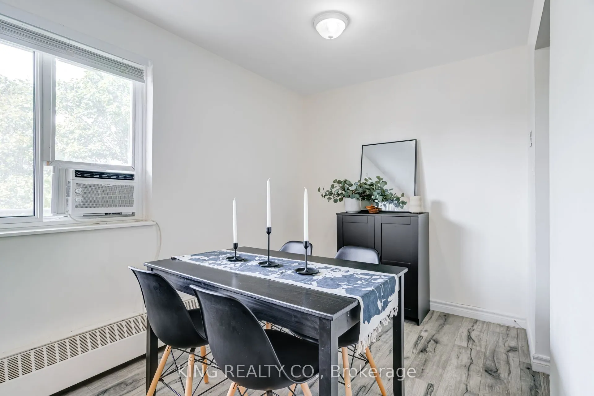 936 Glen Street, #512