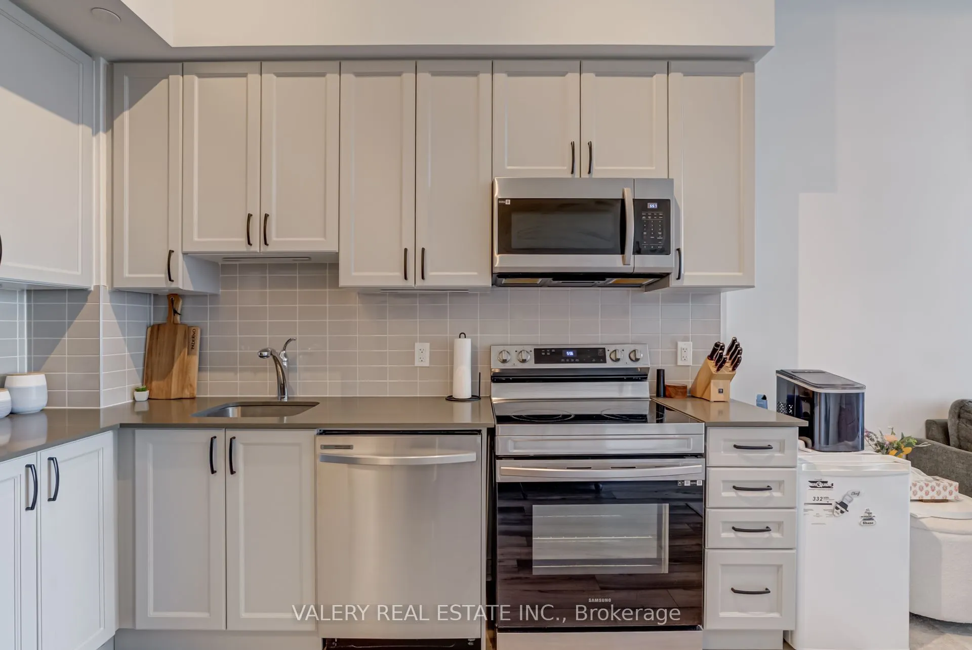 1480 Bayly Street, #708