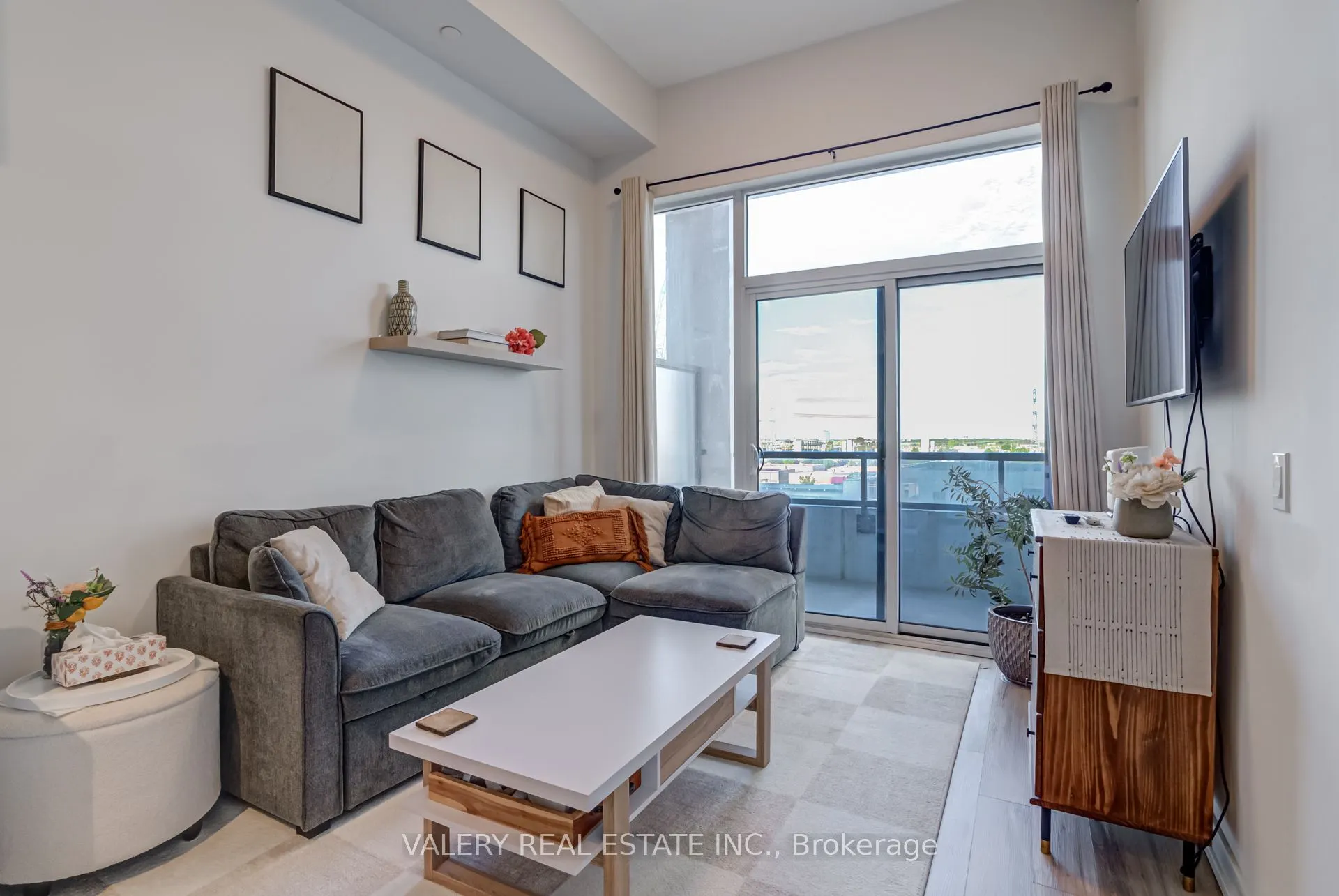 1480 Bayly Street, #708