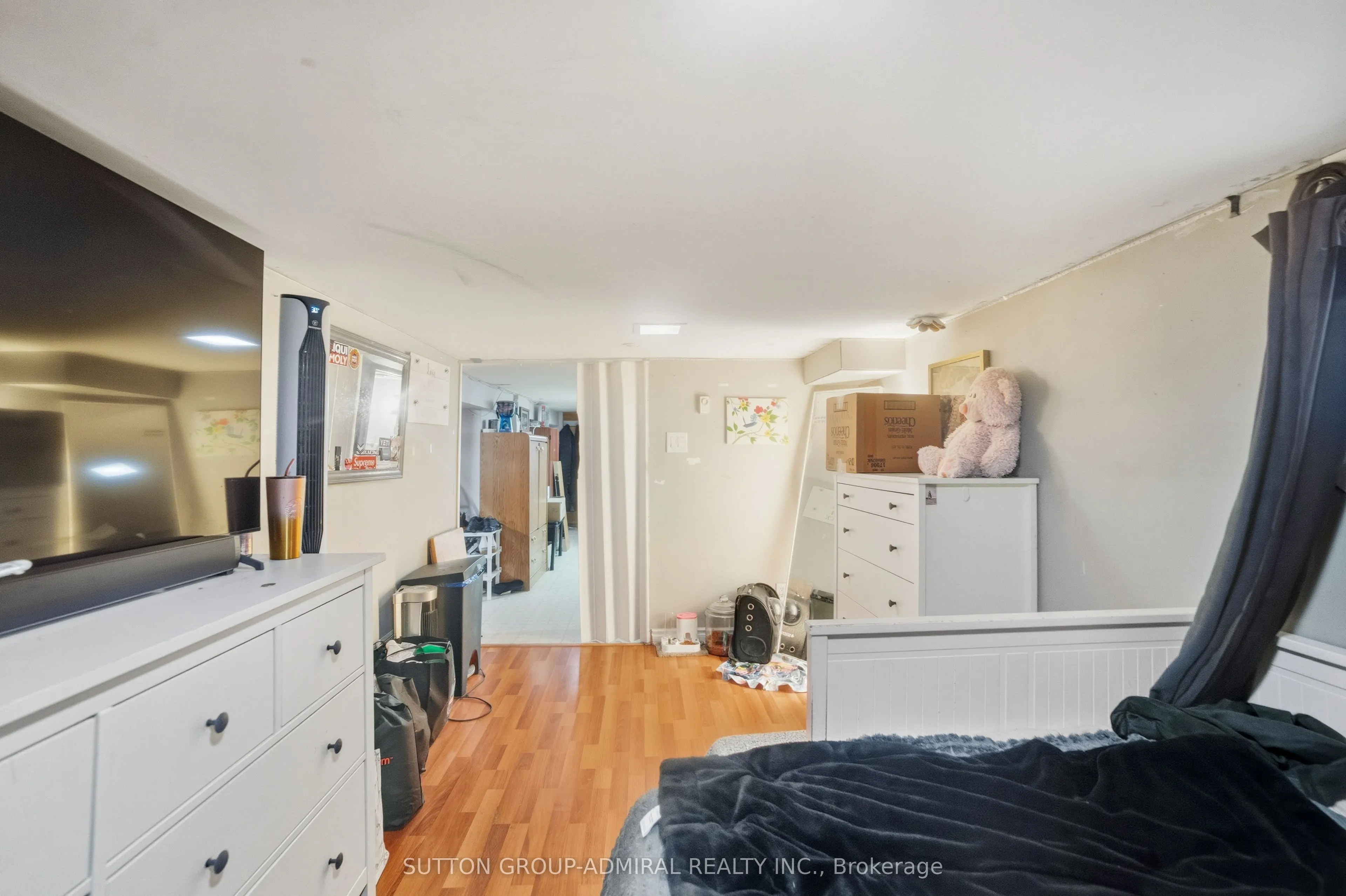 85 Aylesworth Avenue