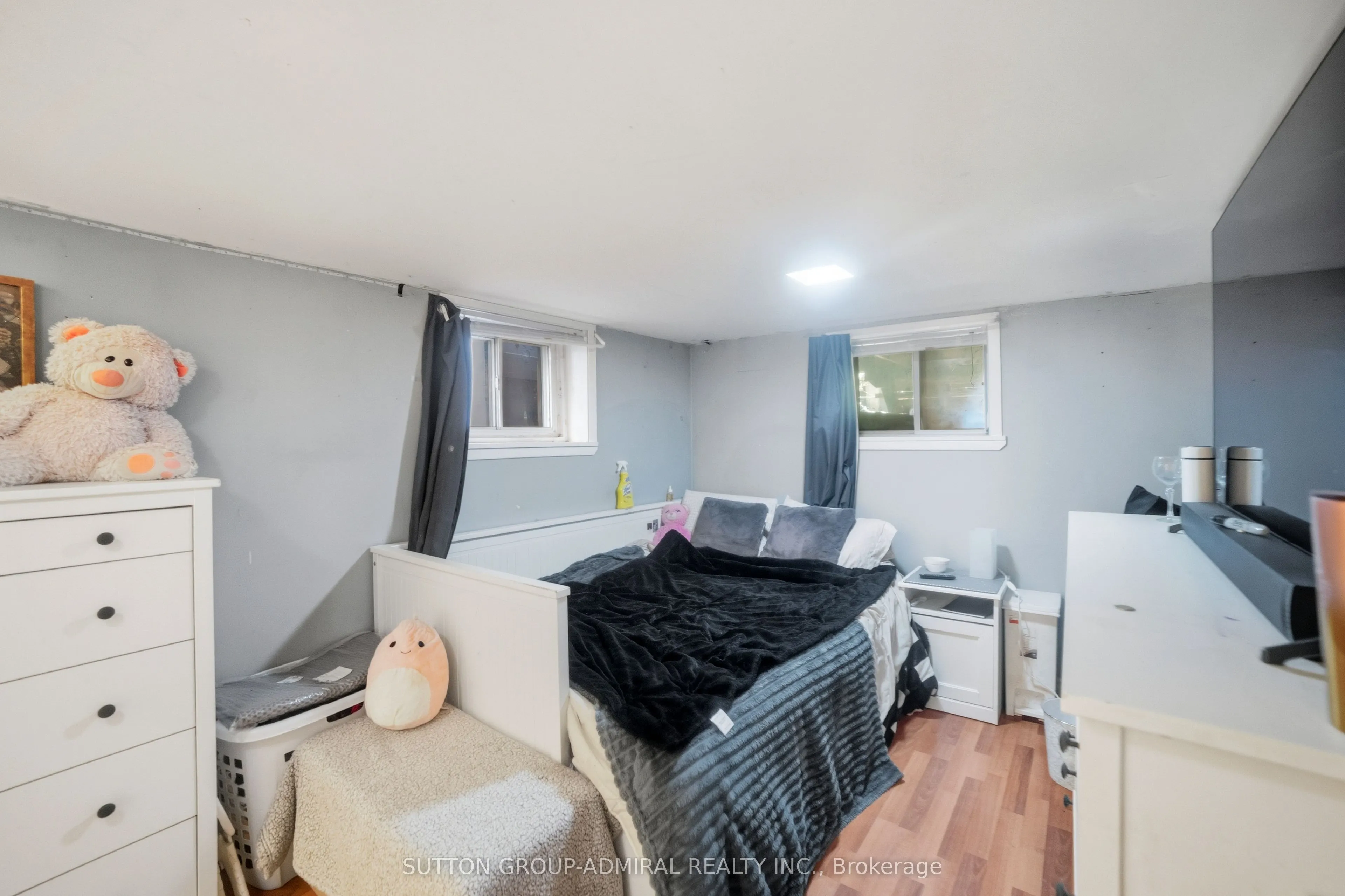 85 Aylesworth Avenue