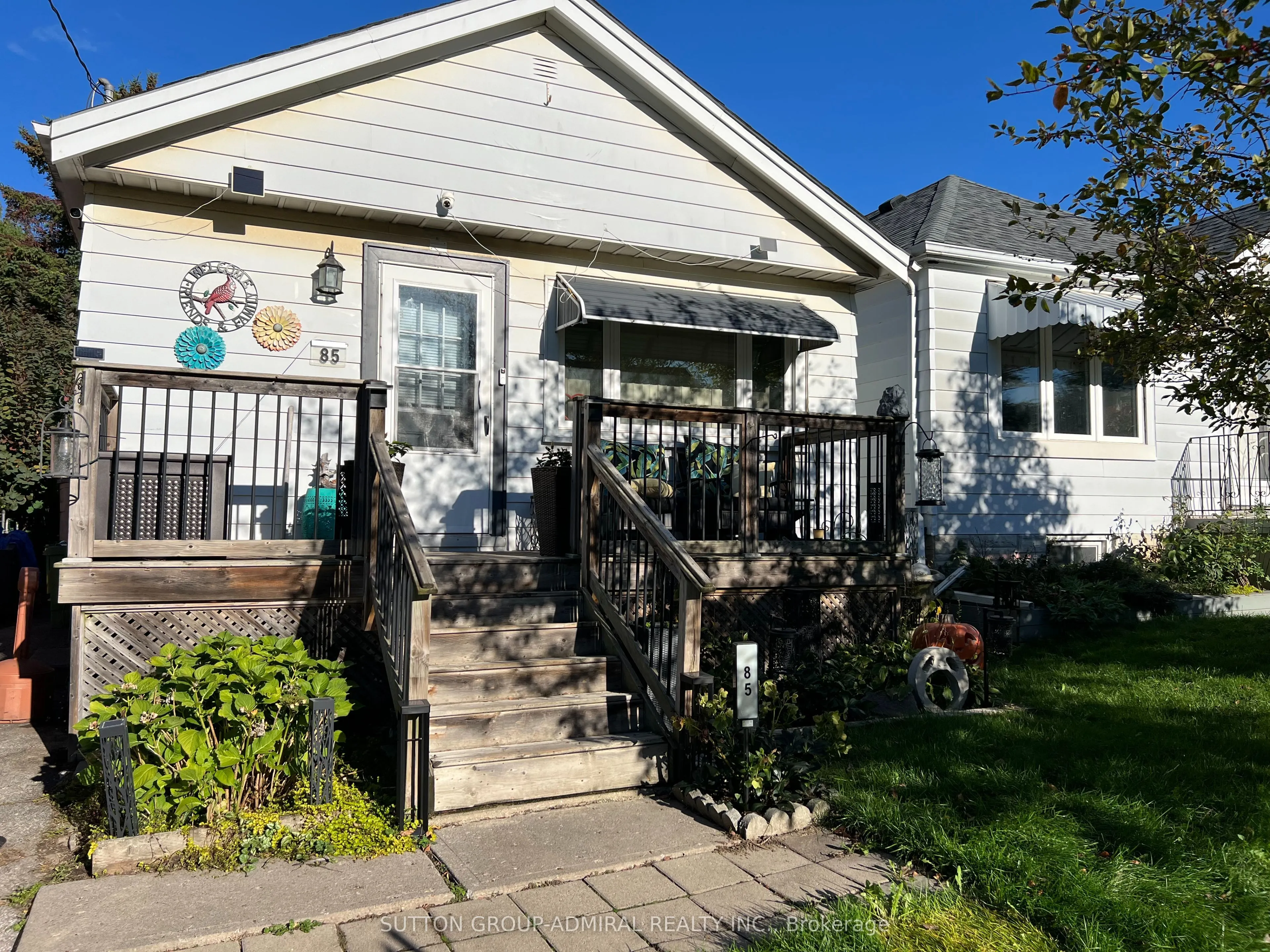 85 Aylesworth Avenue