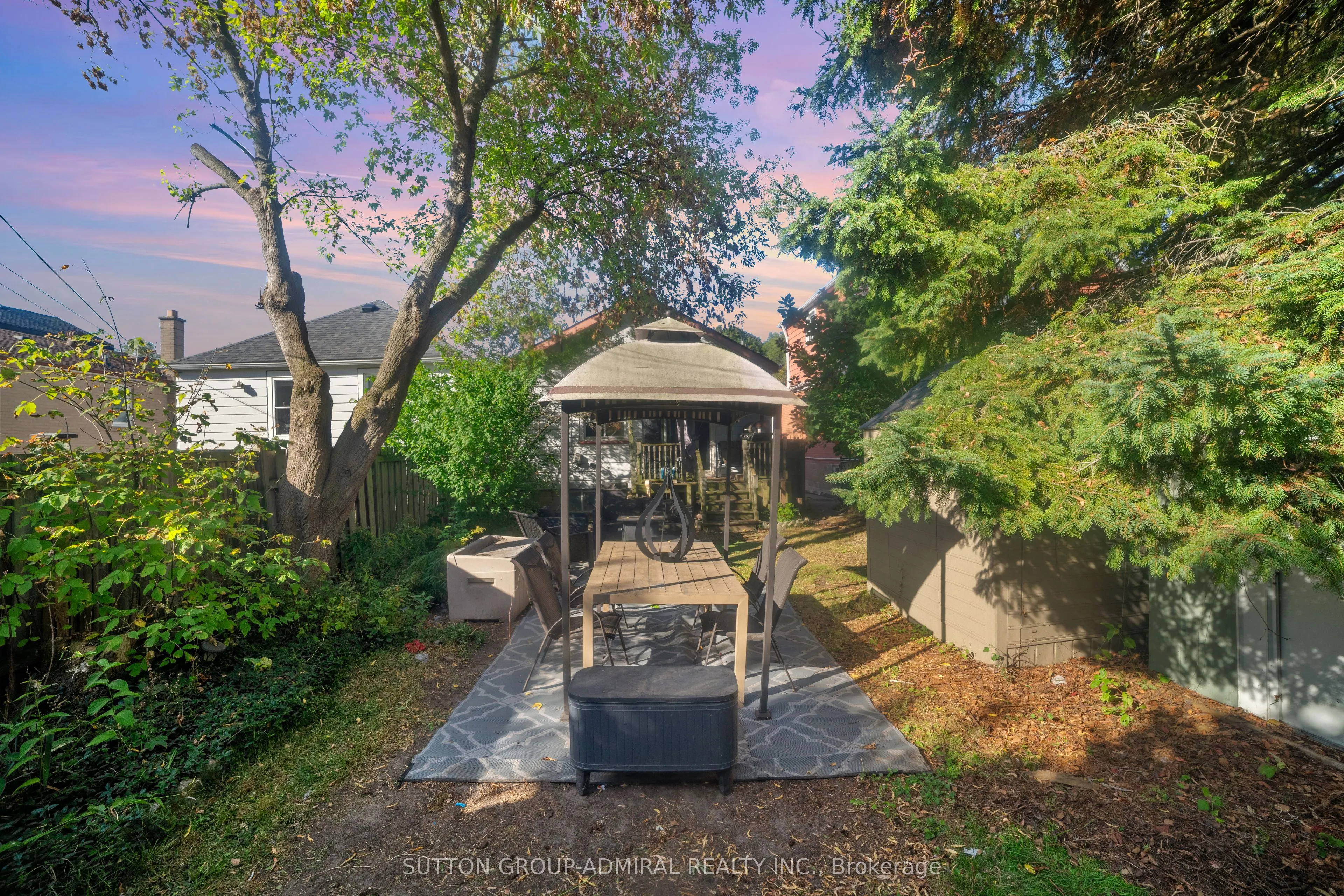 85 Aylesworth Avenue