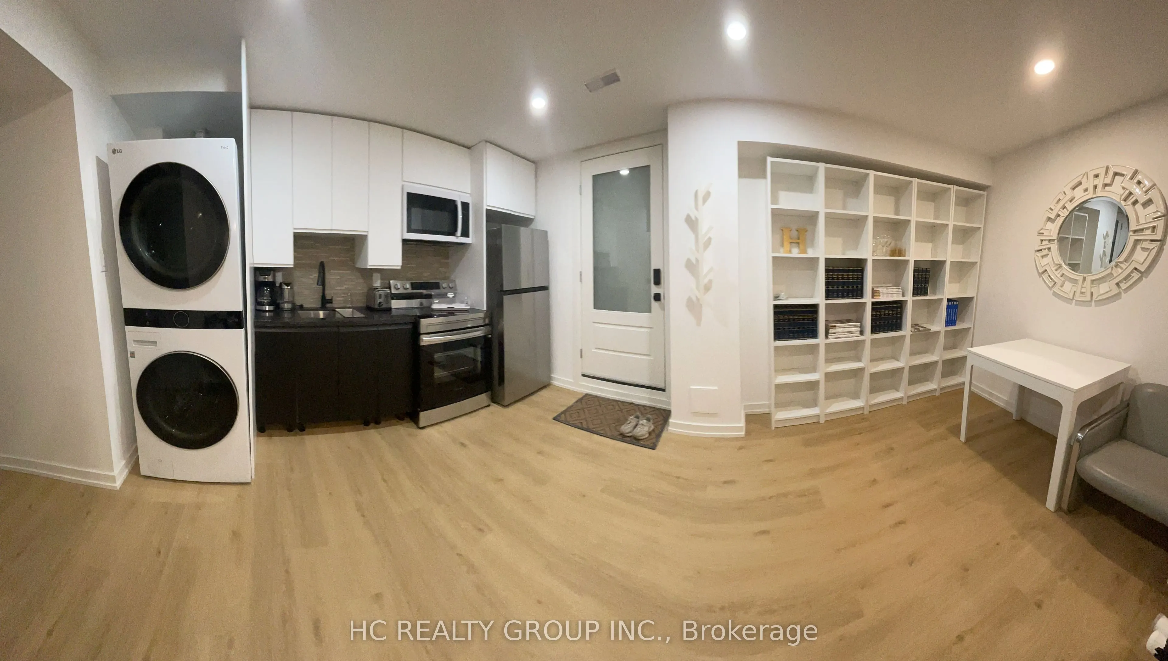 183 Island Road, #B1