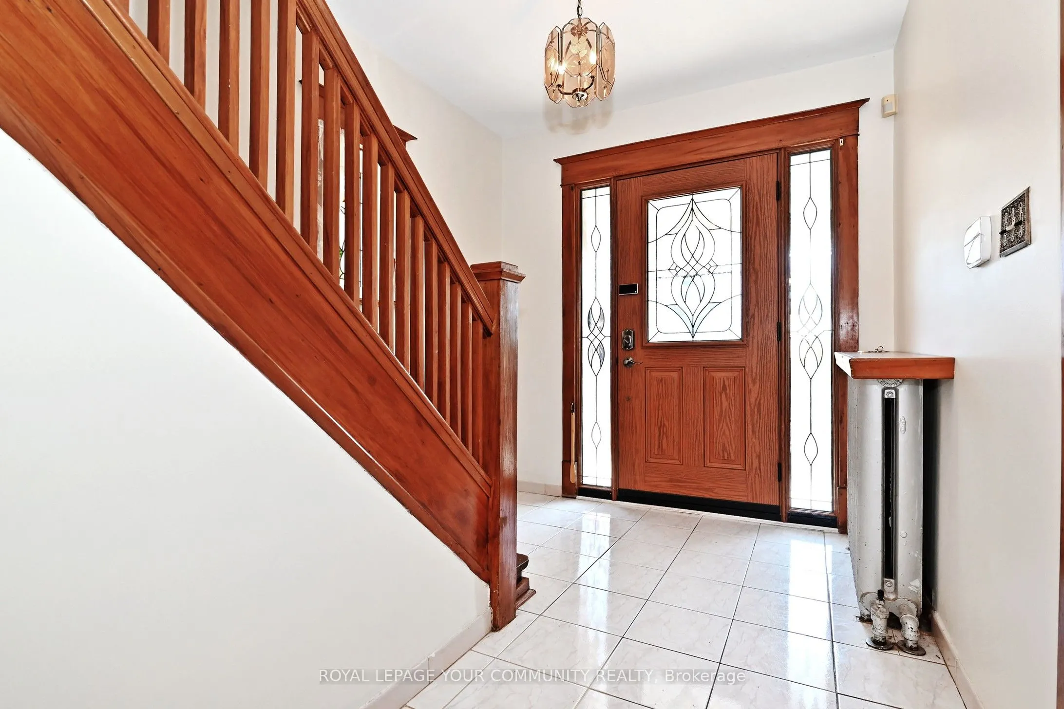 284 Wolverleigh Boulevard