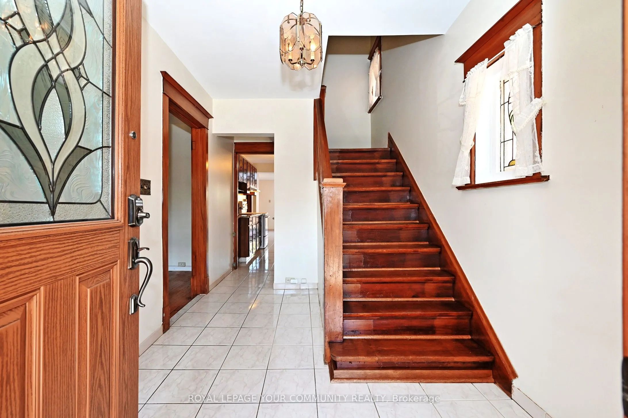 284 Wolverleigh Boulevard